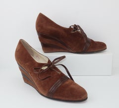 Ferragamo Creations Limited Edition Braune Wildleder-Keilschuhe im Stil der 1940er Jahre Gr. 8