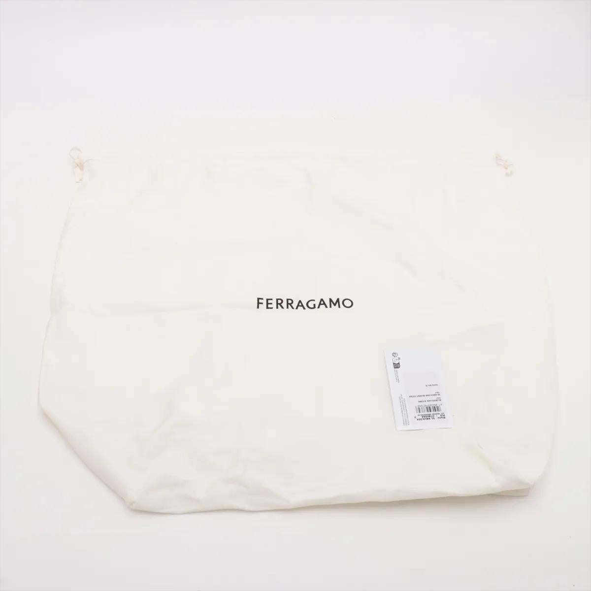 *Borsa in pelle Ferragamo Beige in vendita 13