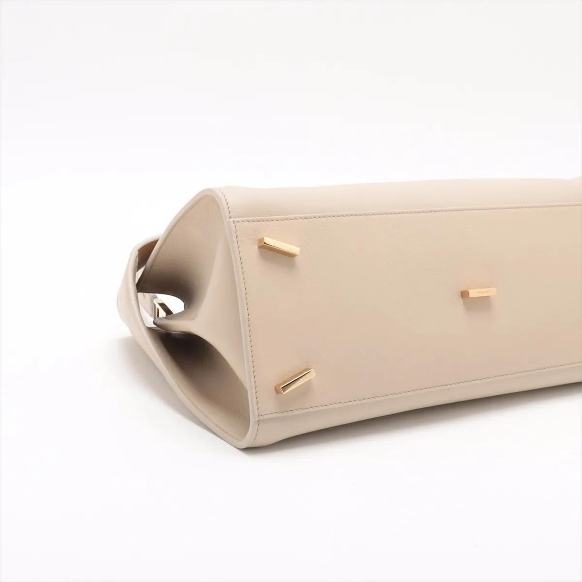 *Borsa in pelle Ferragamo Beige in vendita 1