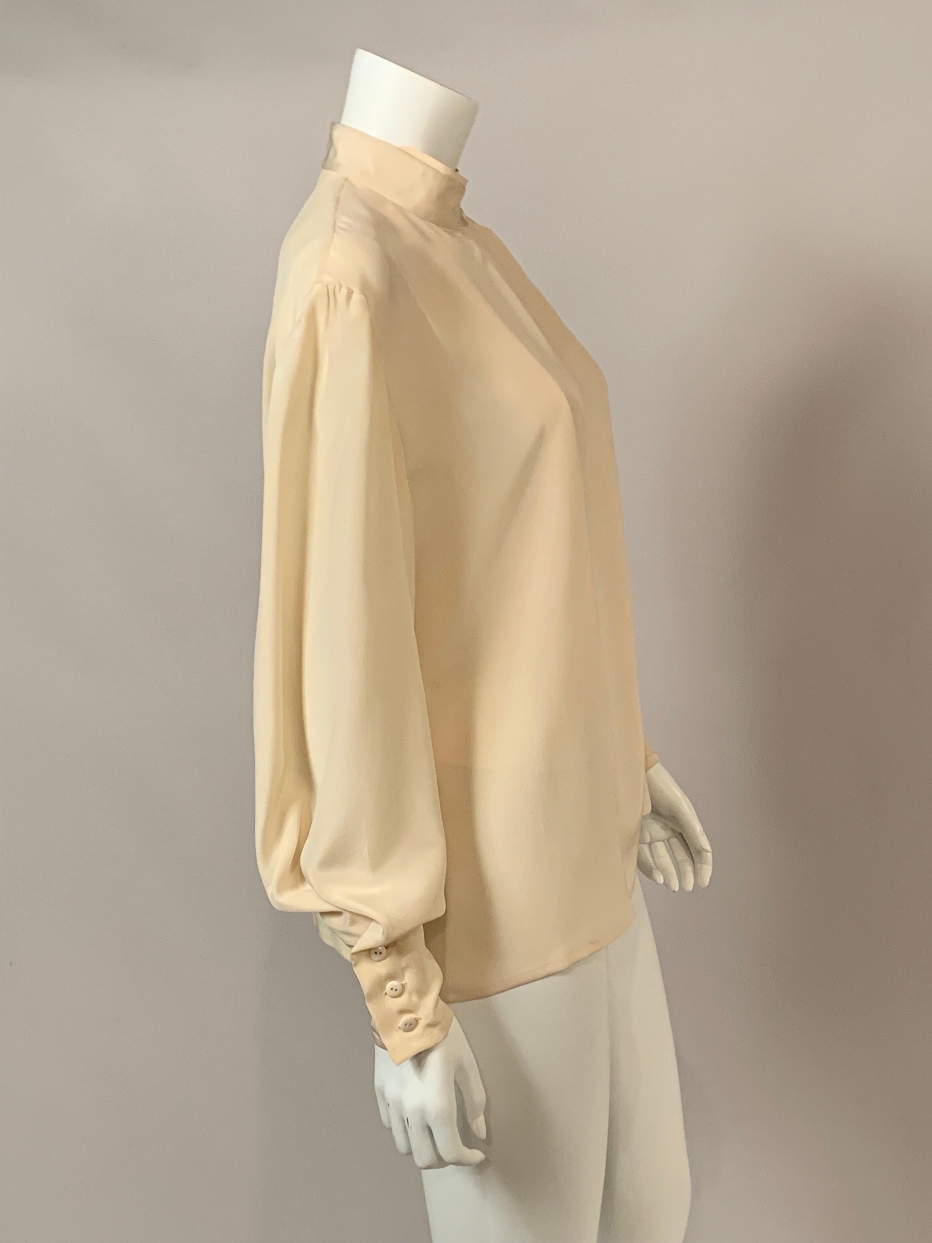 Ferragamo Ivory Silk One Button Blouse  Larger Size For Sale 3