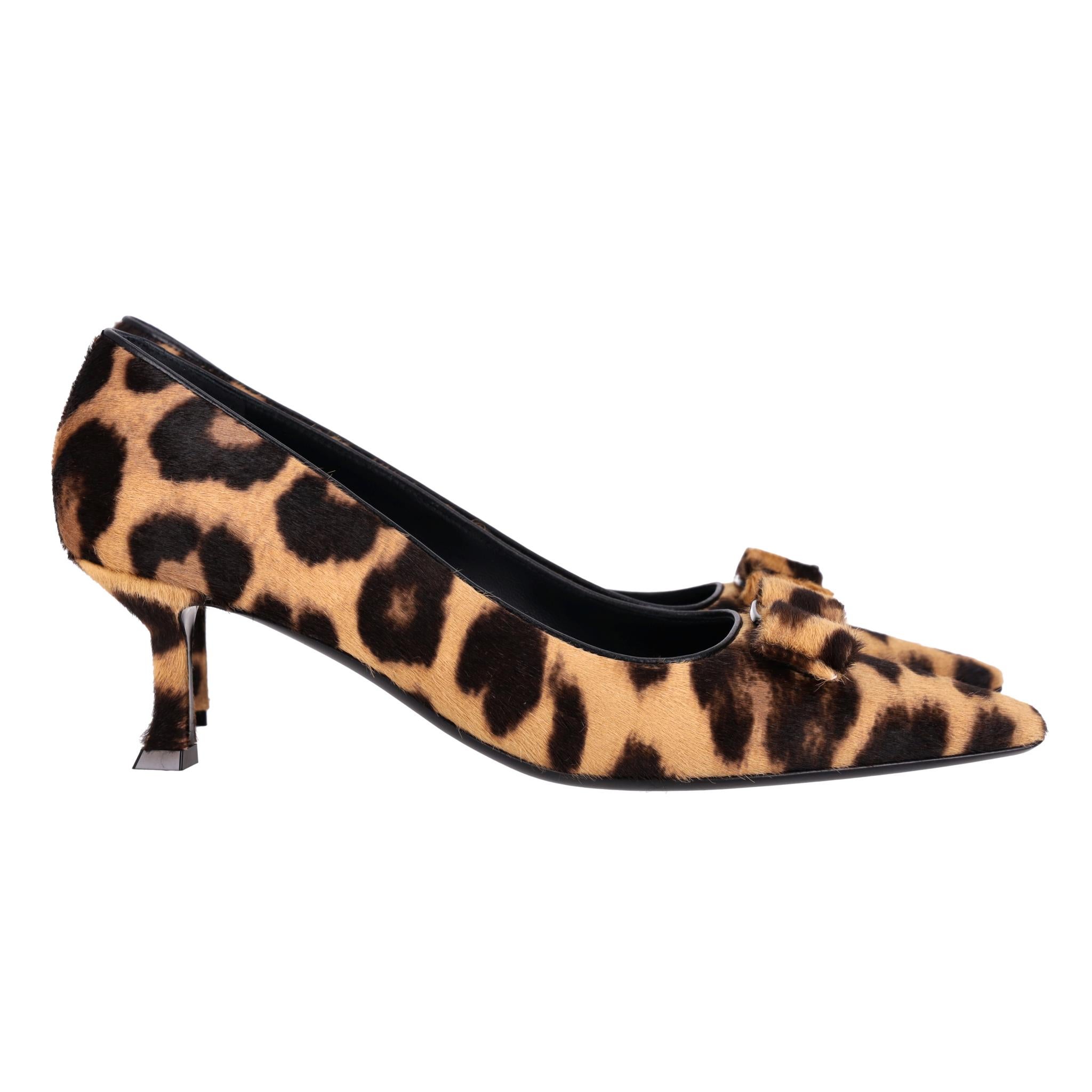 Ferragamo Leopard Print Pony Haar Siwar Pumps im Zustand „Hervorragend“ im Angebot in London, GB