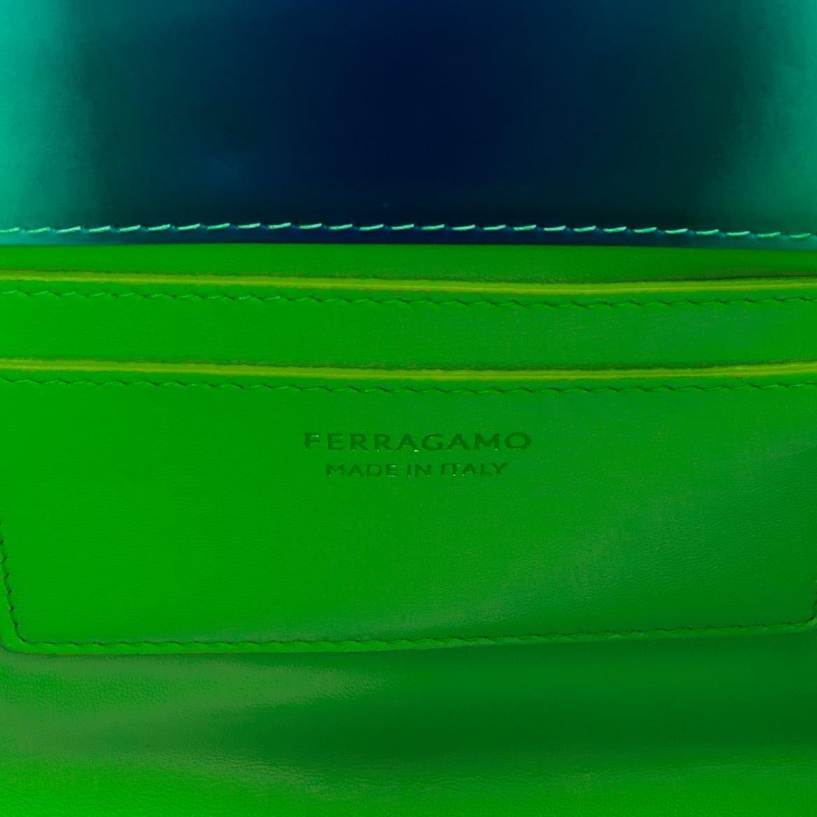 FERRAGAMO Maximilian Davis 2023 Runway Mini Wanda green blue airbrush calf bag en vente 5