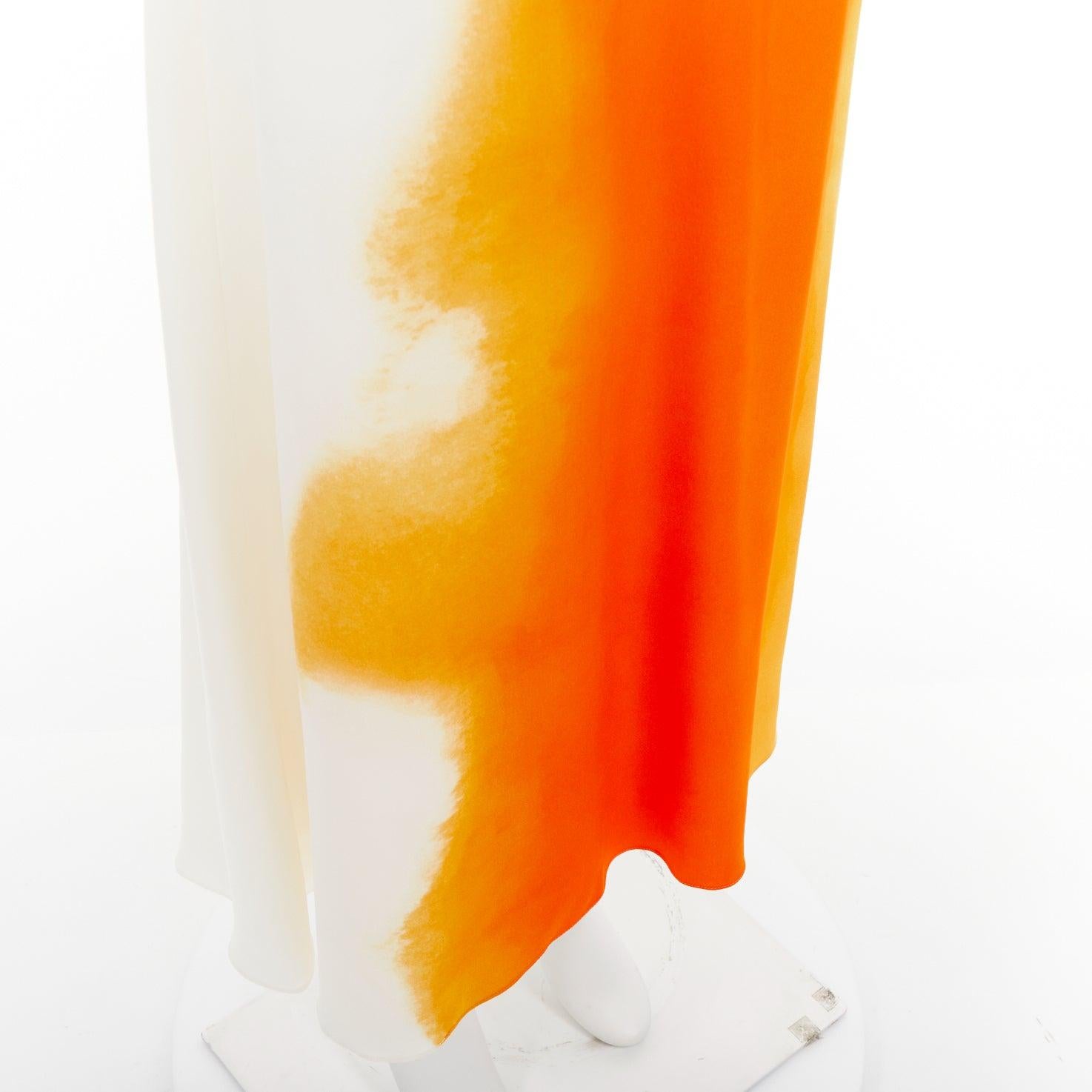 Ferragamo 2023 Runway robe dos nu en soie orange sunset IT38 XS en vente 3