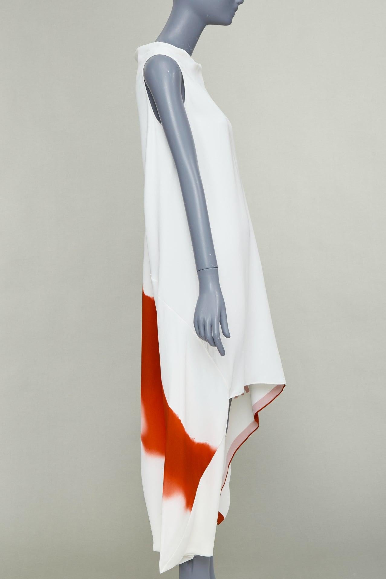 Ferragamo 2023 Runway robe drapée en crêpe imprimé animalier rouge S Neuf - En vente à Hong Kong, NT