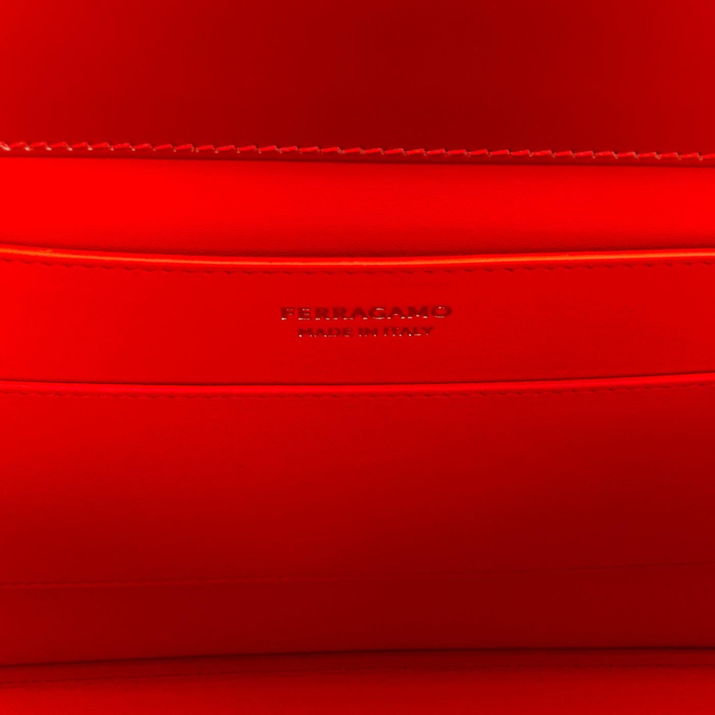 FERRAGAMO Maximilian Davis 2023 Runway Wanda sunset red orange airbrush calf bag en vente 3