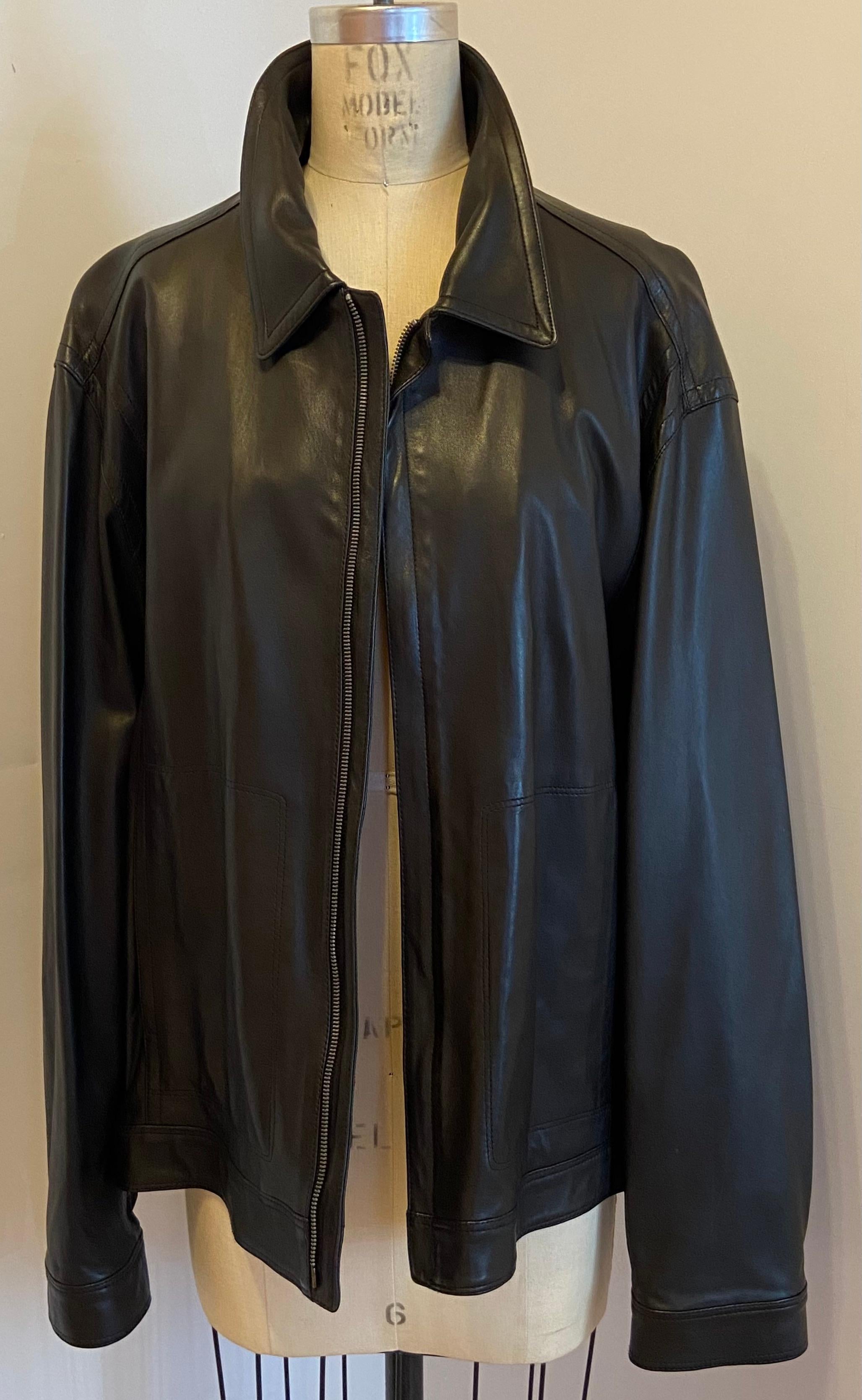 Ferragamo Men's Mid-Night Black Lambskin Fully-Lined Zippered Jacket For Sale 2