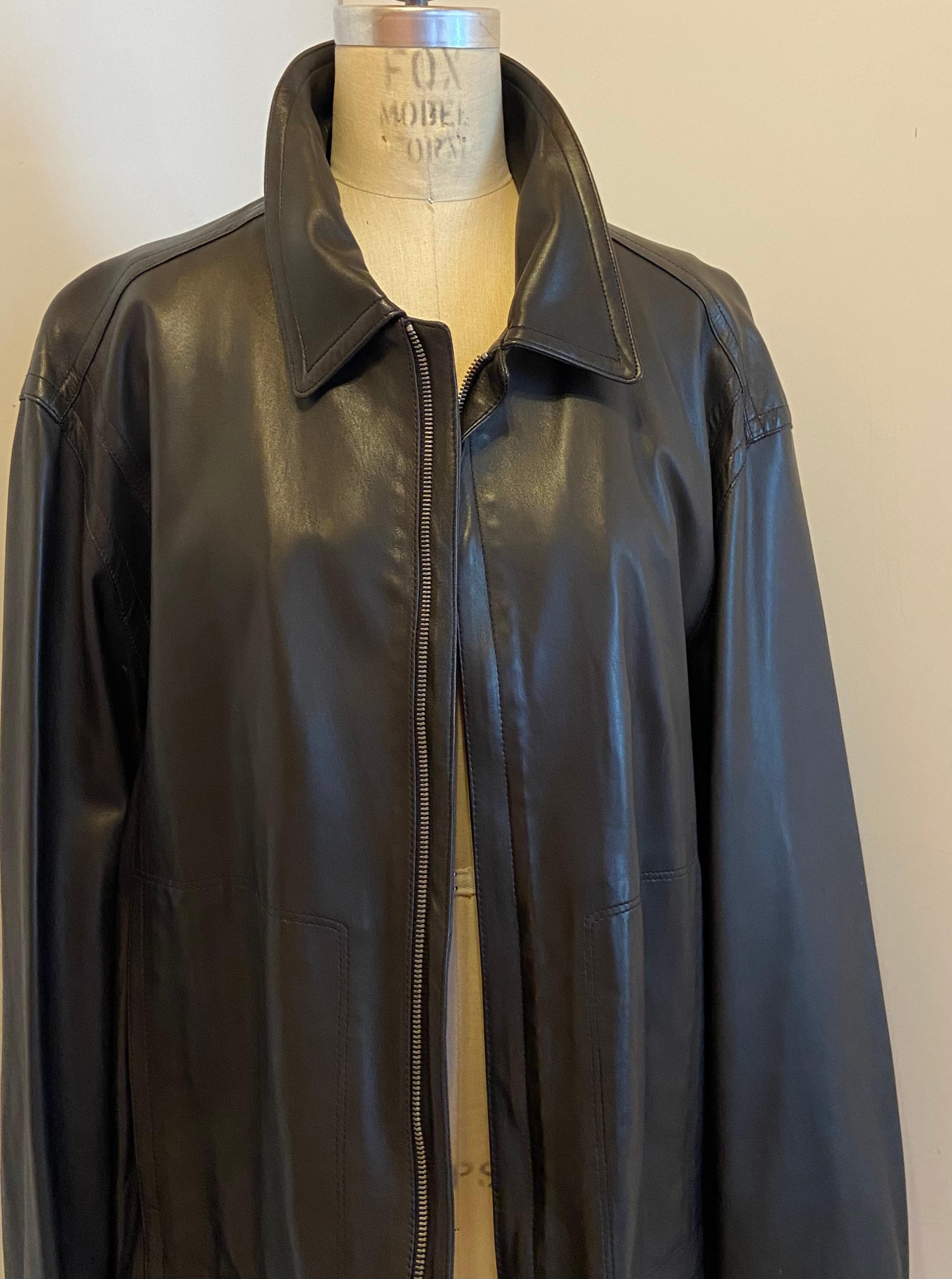 Ferragamo Men's Mid-Night Black Lambskin Fully-Lined Zippered Jacket For Sale 3