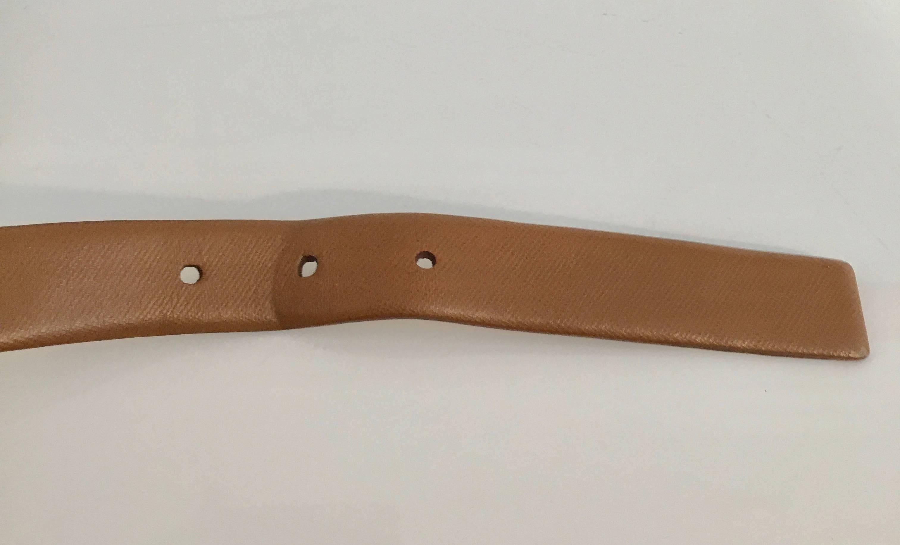 Ferragamo Tan Italian Leather Belt with Gold Logo Buckle  For Sale 1