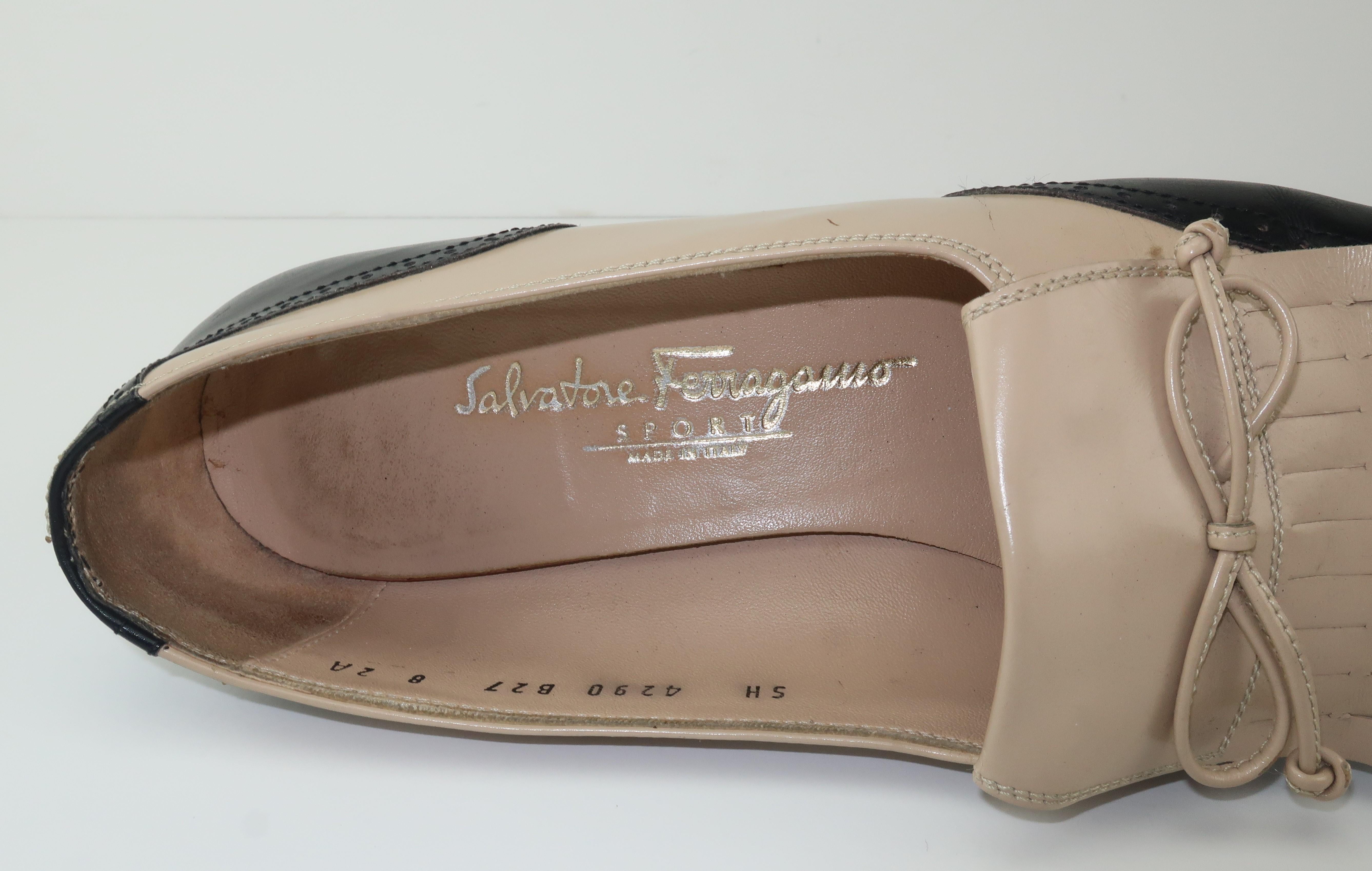 Women's Ferragamo Two Tone Spectator Black Leather Kiltie Shoes, Sz 8 AA