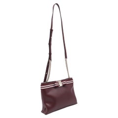 Ferragamo Vara Bow Shoulder Bag in Red Leather