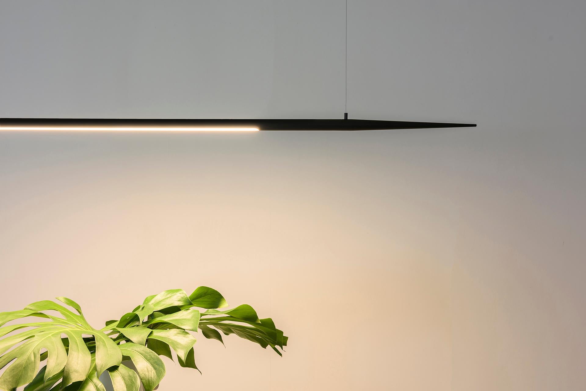 Lampe à suspension Ferro, 150 cm, par Rain, lampe contemporaine, aluminium, chrome Neuf - En vente à Sao Paulo, SP