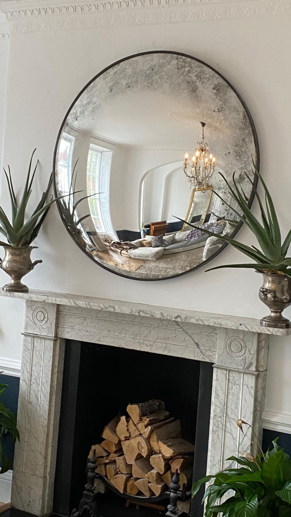 The Ferrara Carbonne is a highly decorative convex wall mirror that creates a focal point and adds elegance to any room. The mirror itself is silvered using traditional methods and fabricated from 6mm low iron glass with a curvature of 8 cms. The