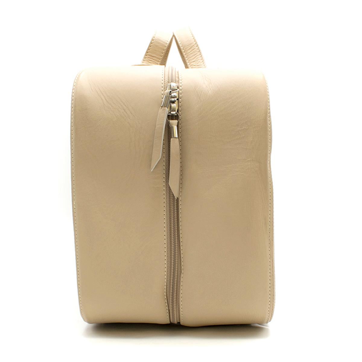 Ferrari Beige Leather Vanity case 34 X 26 cm In Good Condition In London, GB