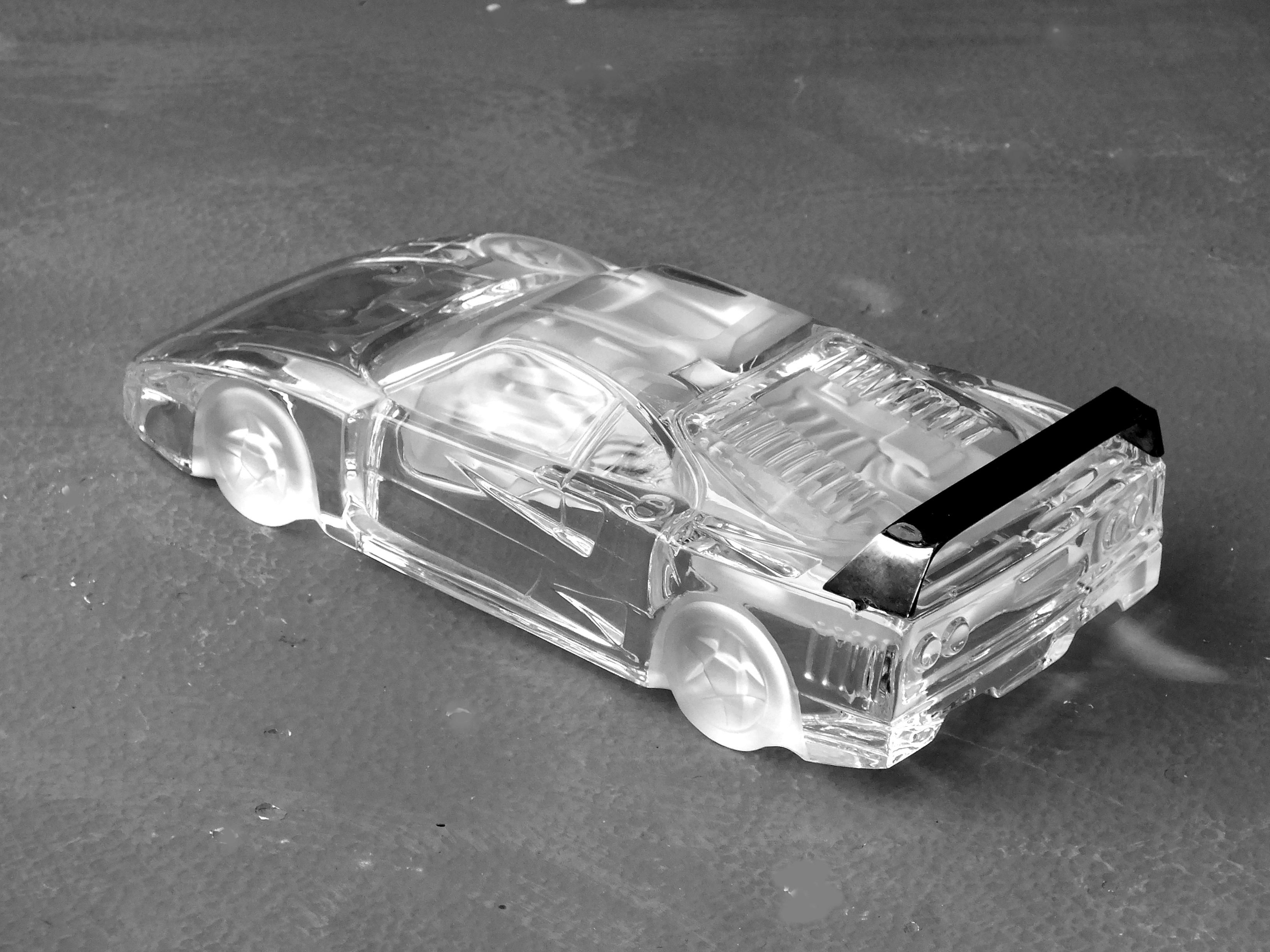 Cristallo Ferrari F40 in cristallo di Arnolfo di Cambio Italy design negli anni '80 in vendita