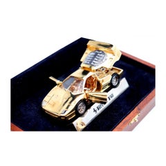 Ferrari F40 in Solid Gold 800 (19K)