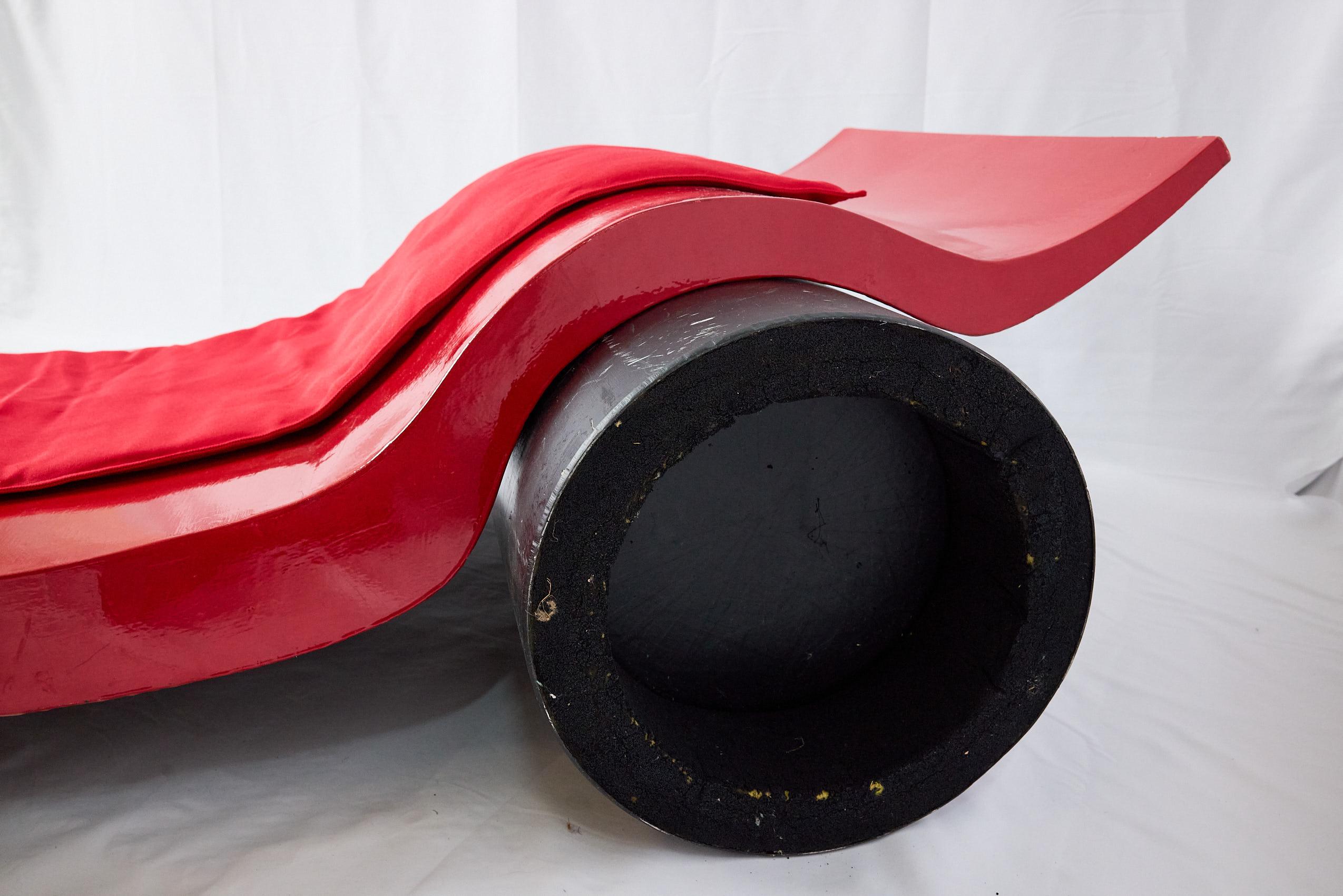 XX secolo Lettino laccato rosso Ferrari, personalizzato, Italia in vendita