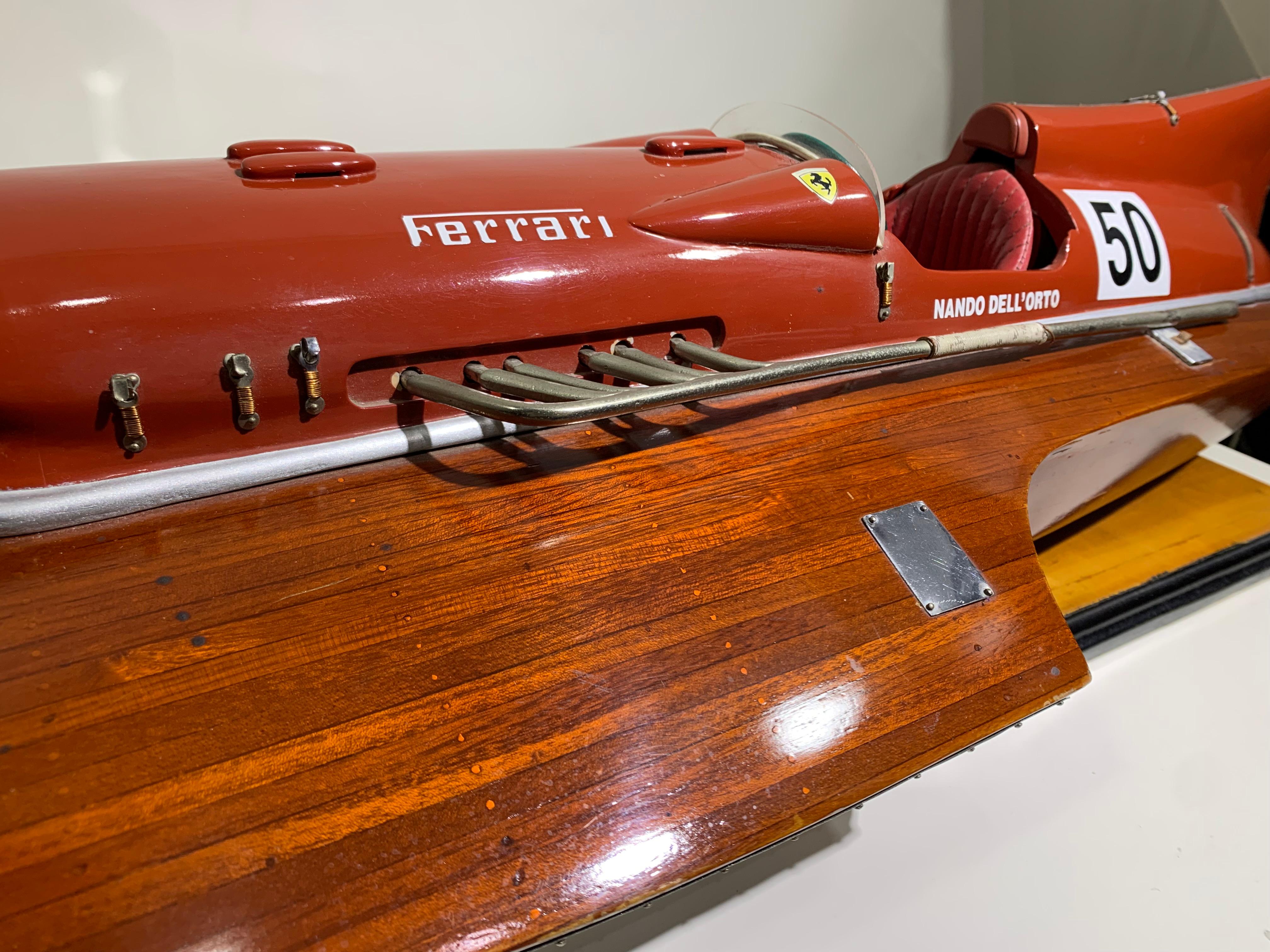 Ferrari Vintage Arno XI Holz- Speedboat aus Holz, Vintage  (Deutsch) im Angebot