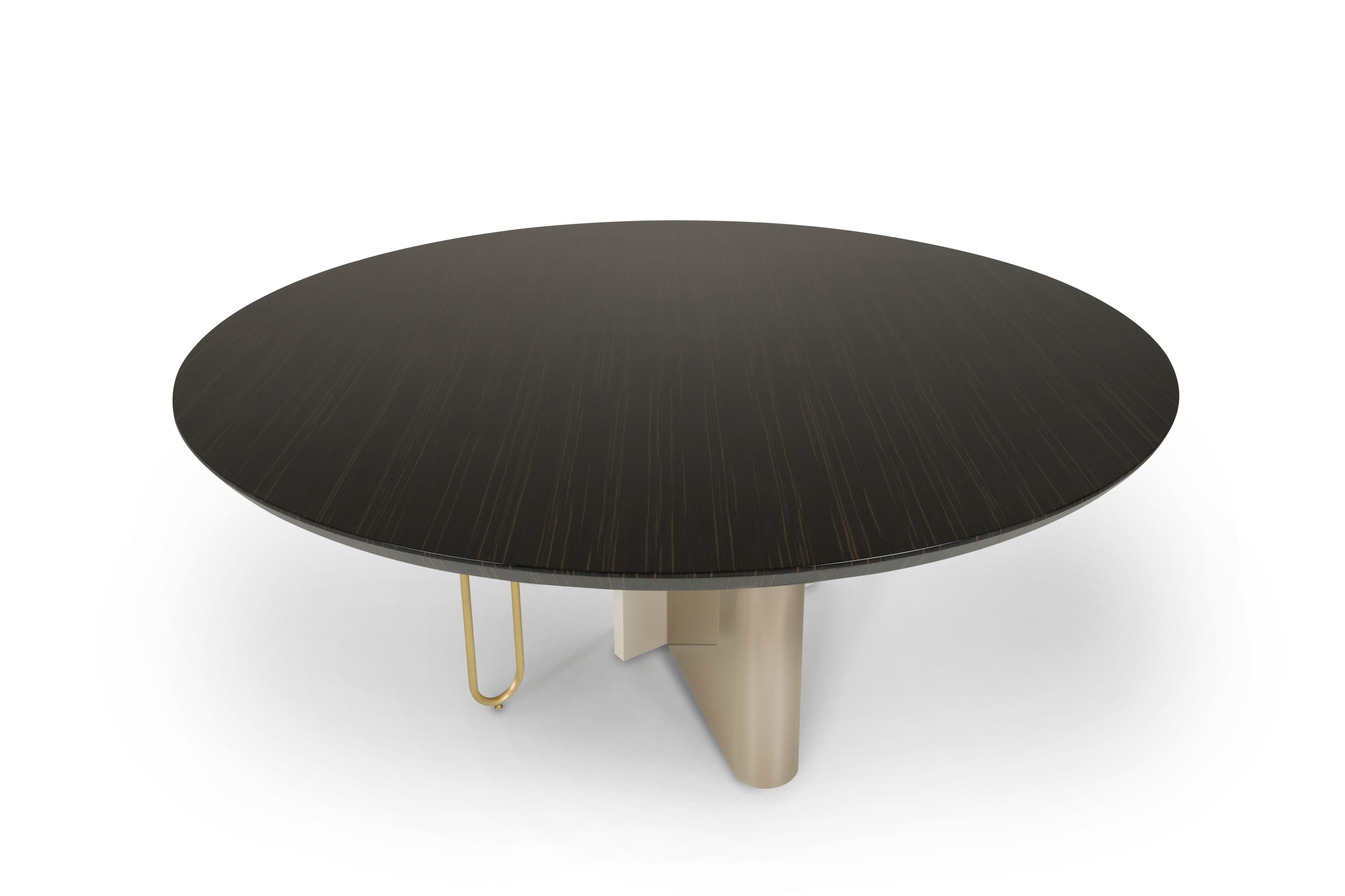 8 person round dining table