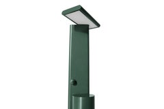 Lampada da terra Ferrerol Babin Polyshape in alluminio verde di Cassina