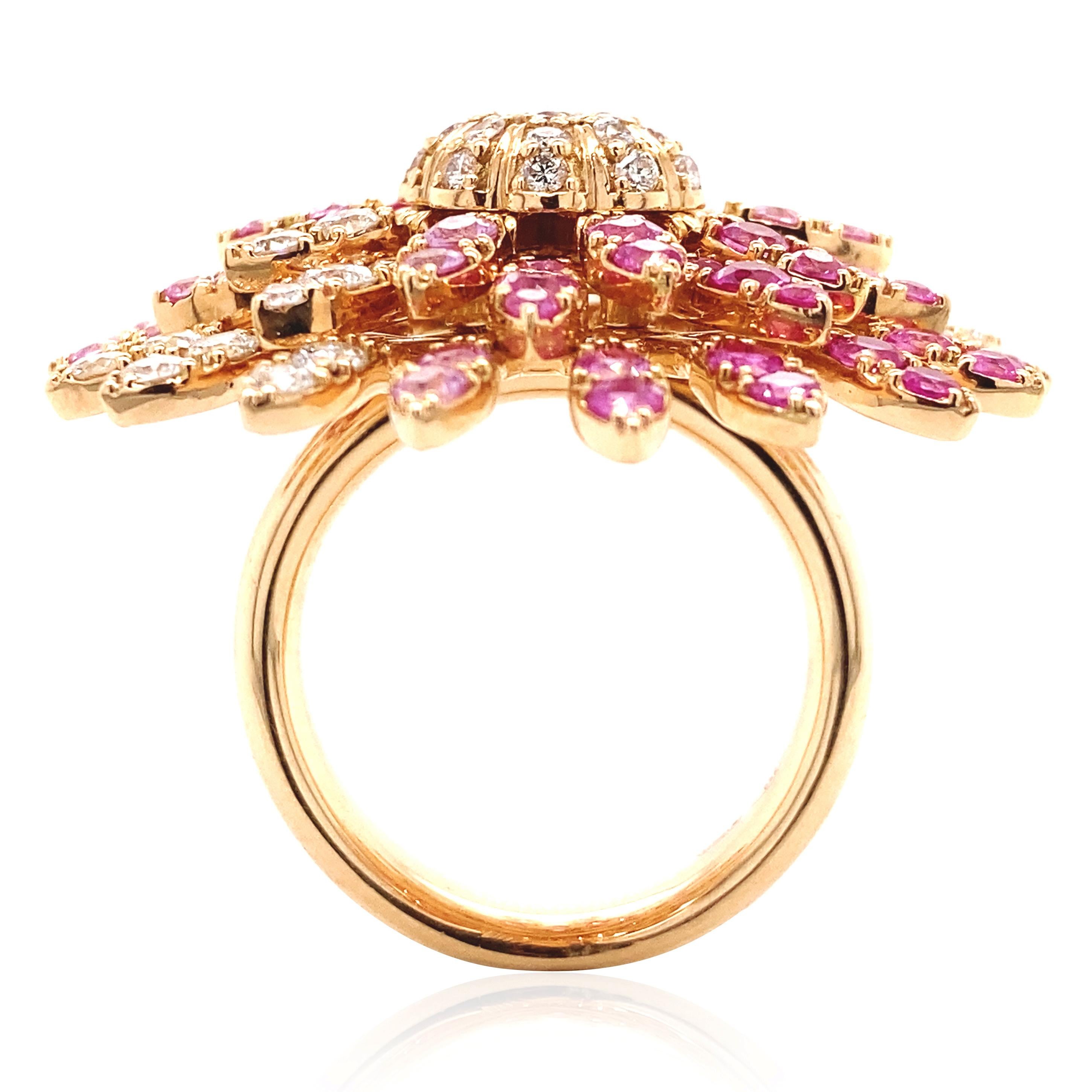 FerriFirenze, 18K Multi-color Sapphire Diamond Ring In Good Condition For Sale In New York, NY
