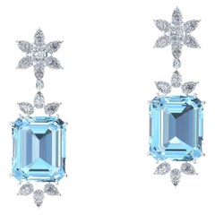Ferrucci 19.5 Carats Emerald Cut Aquamarine and Drop Diamonds 18k Gold Earrings