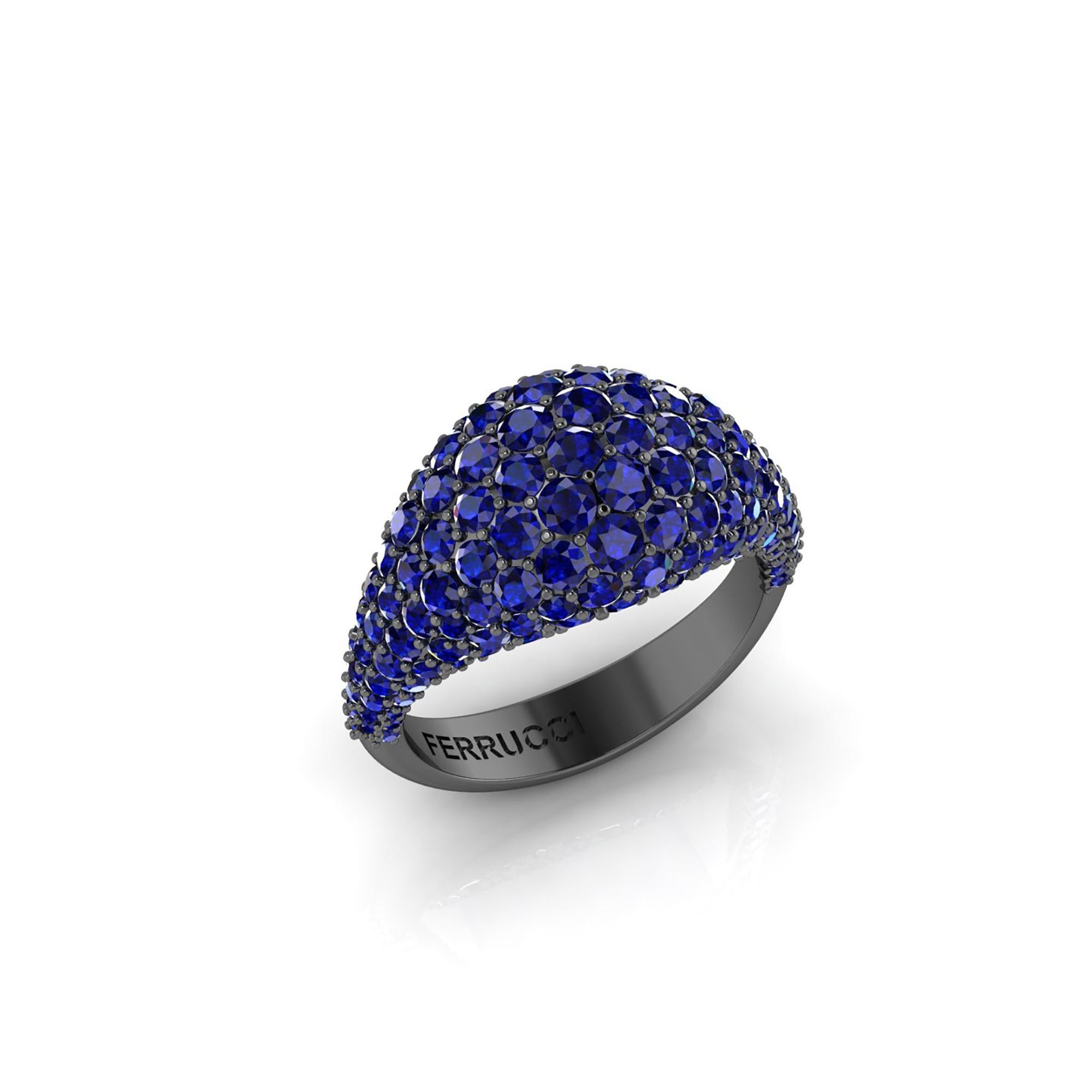 2.6 Carat Blue Sapphires Dome Ring in 18 Karat Black Gold In New Condition For Sale In New York, NY