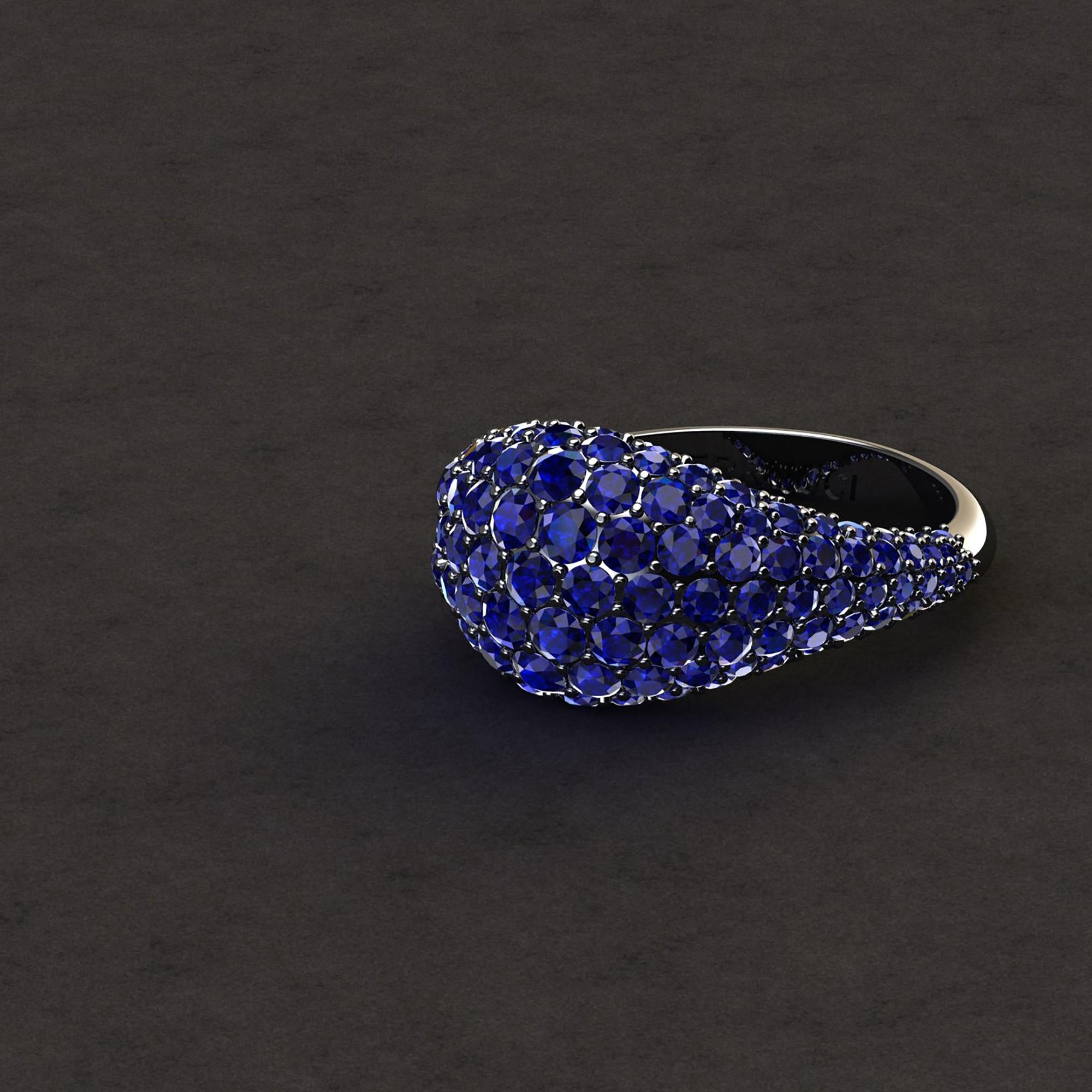2.6 Carat Blue Sapphires Dome Ring in 18 Karat Black Gold For Sale 1