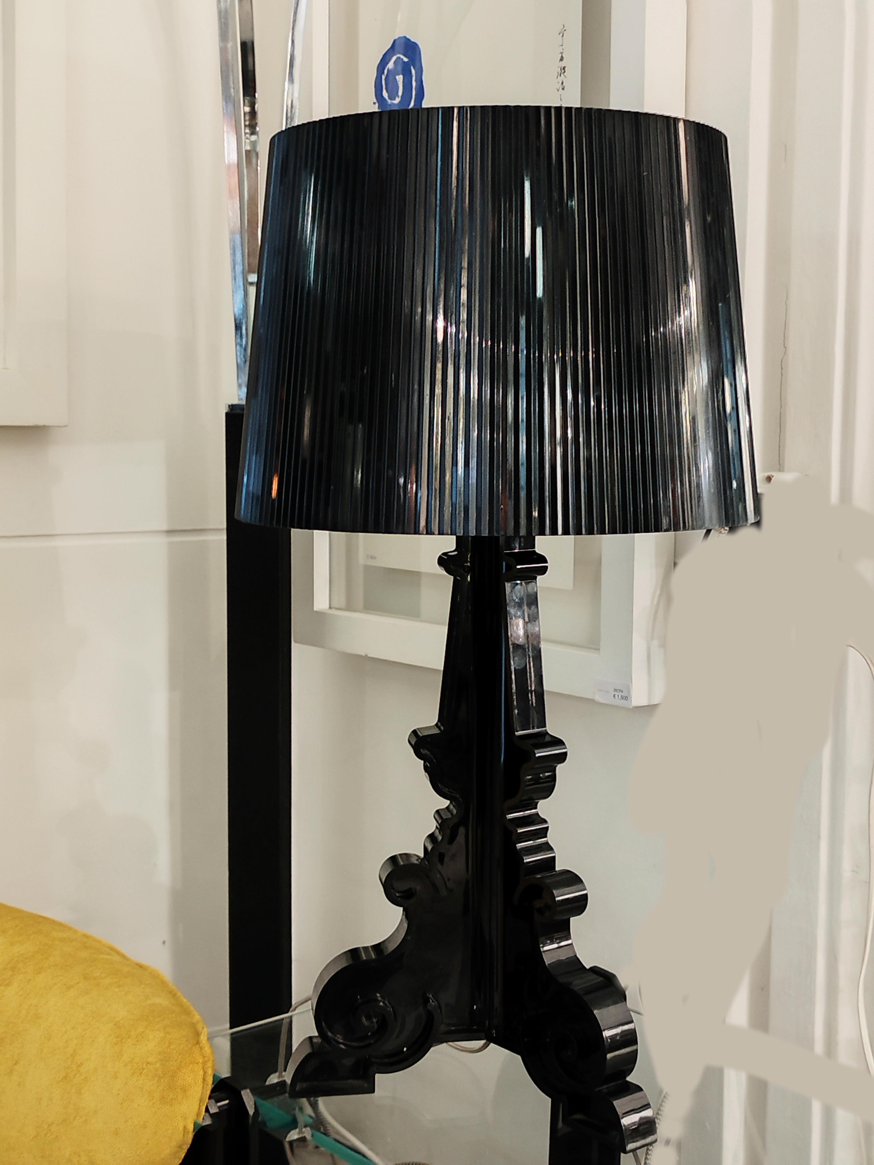XXIe siècle et contemporain Lampe de table « Bourgie » noire Ferruccio Laviani pour Kartell, Italie 2015 en vente