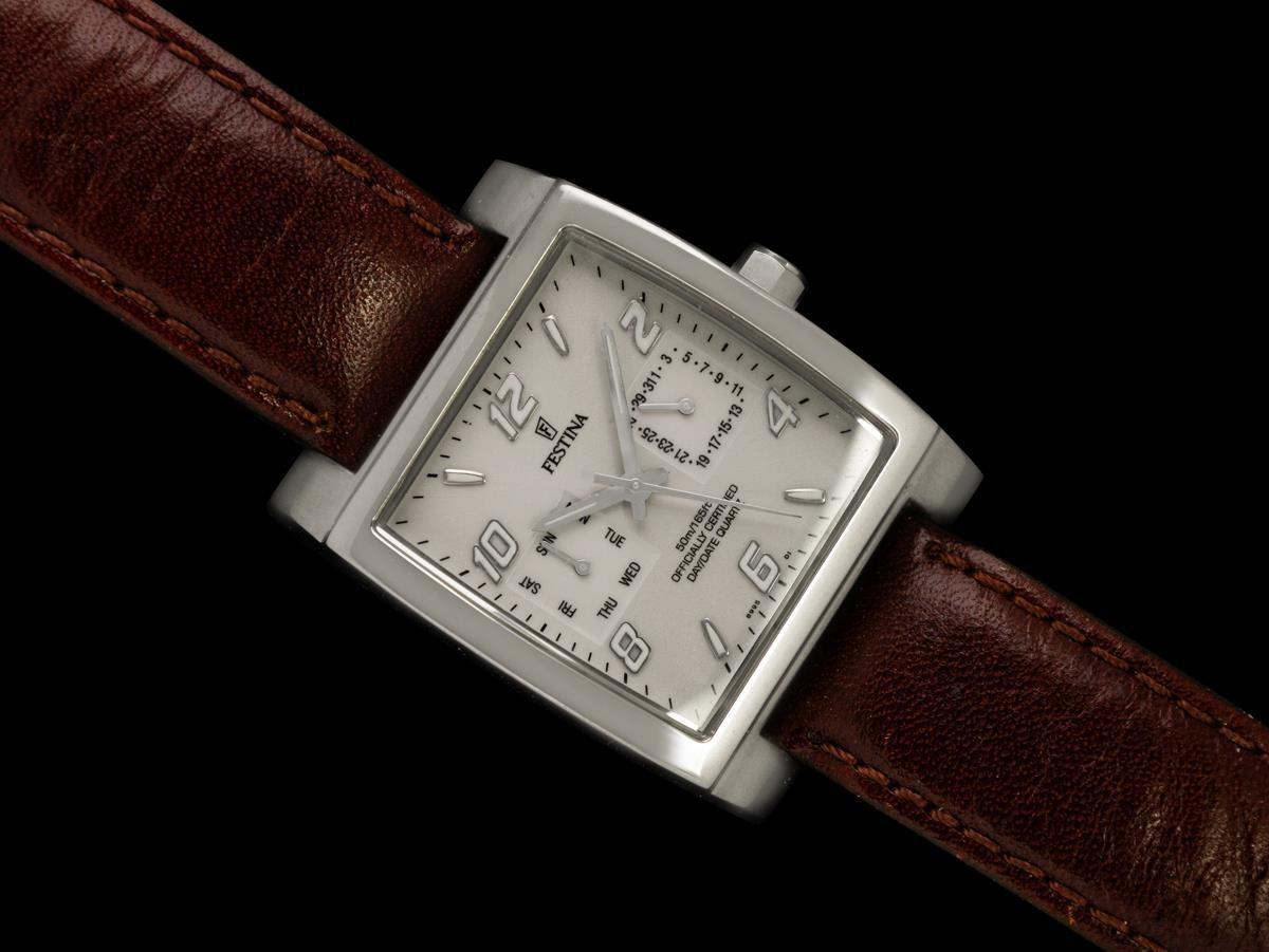 ER WURDE VOM WATCHPRO-MAGAZIN ZU EINEM DER 