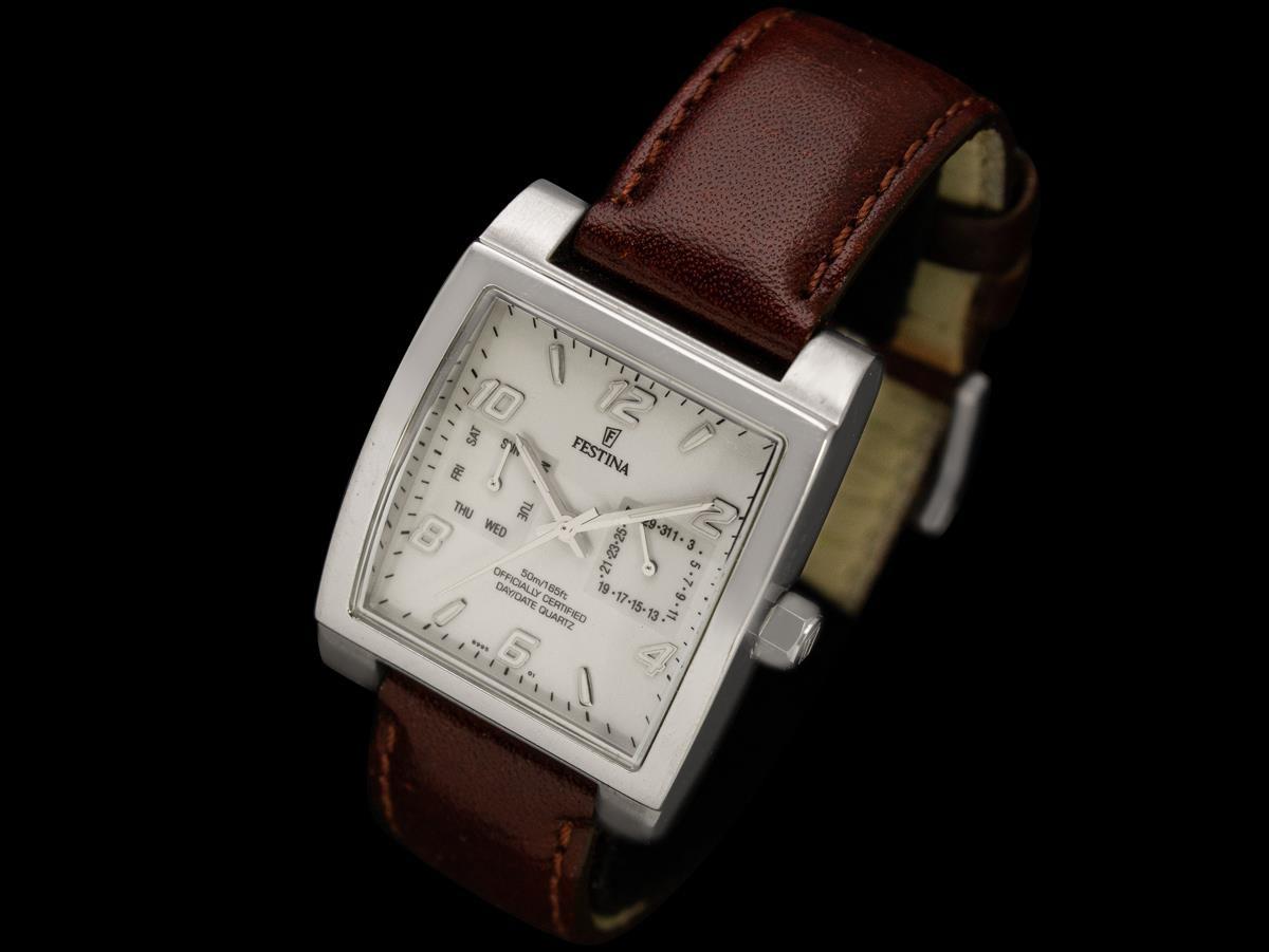 Festina F12 Stahl Herrenuhr - Besessen & Getragen von Harry Bellafonte mit COA im Zustand „Gut“ im Angebot in Suwanee, GA