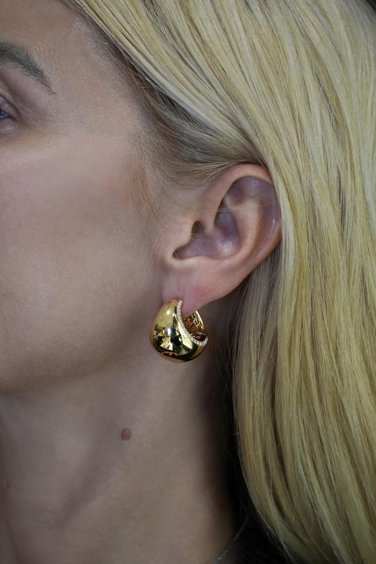 Donna Orecchini esclusivi con diamante festivo in oro giallo 18 carati in vendita