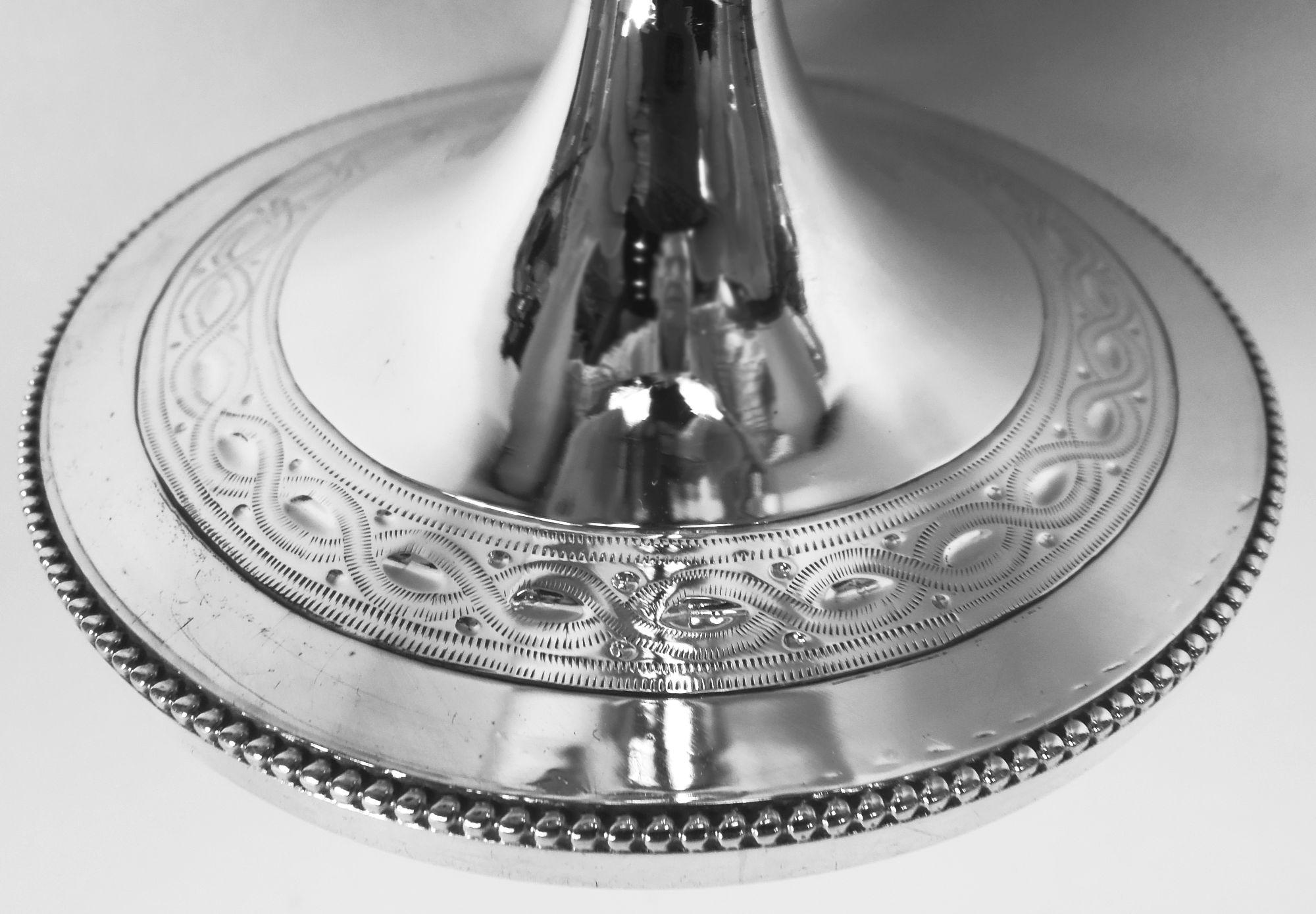 Britannico Calice classico vittoriano inglese in argento sterling, 1873 in vendita