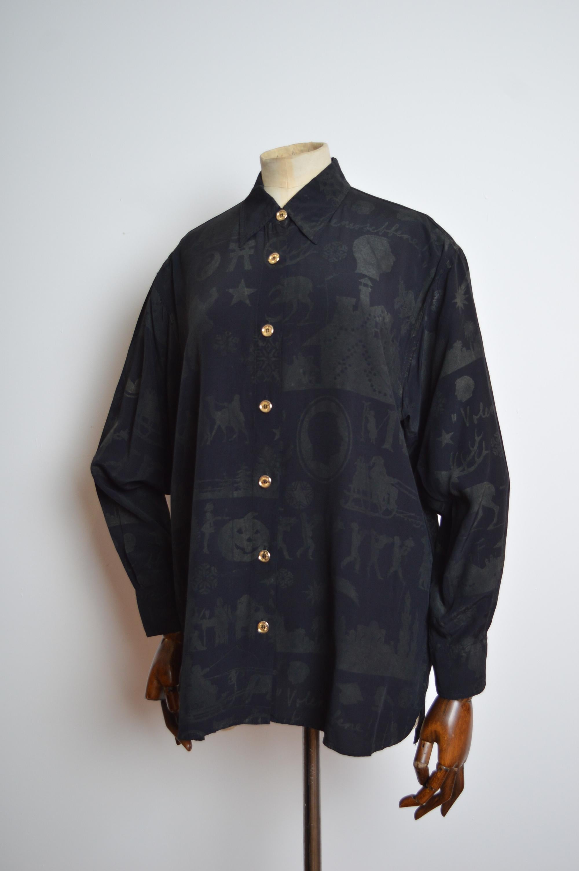 Festivo Vacaciones de los 90 Moschino Camisa negra estampado Sombra en venta 6