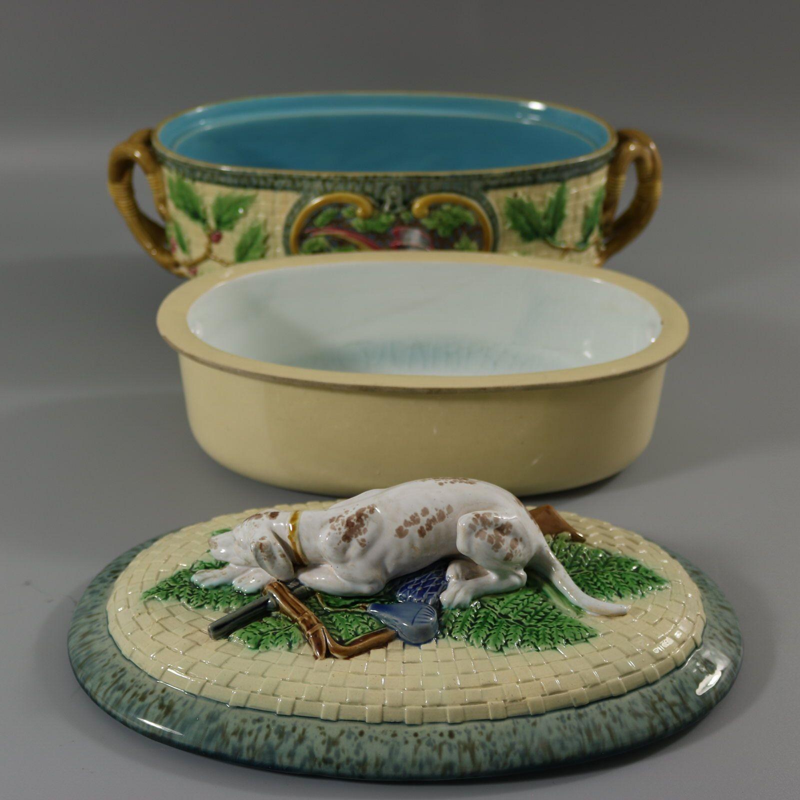 Festive Victorian Minton Majolica Game Pie Dish with Gun Dog For Sale 10