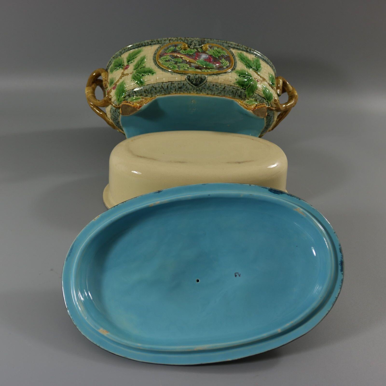 Festive Victorian Minton Majolica Game Pie Dish with Gun Dog For Sale 11