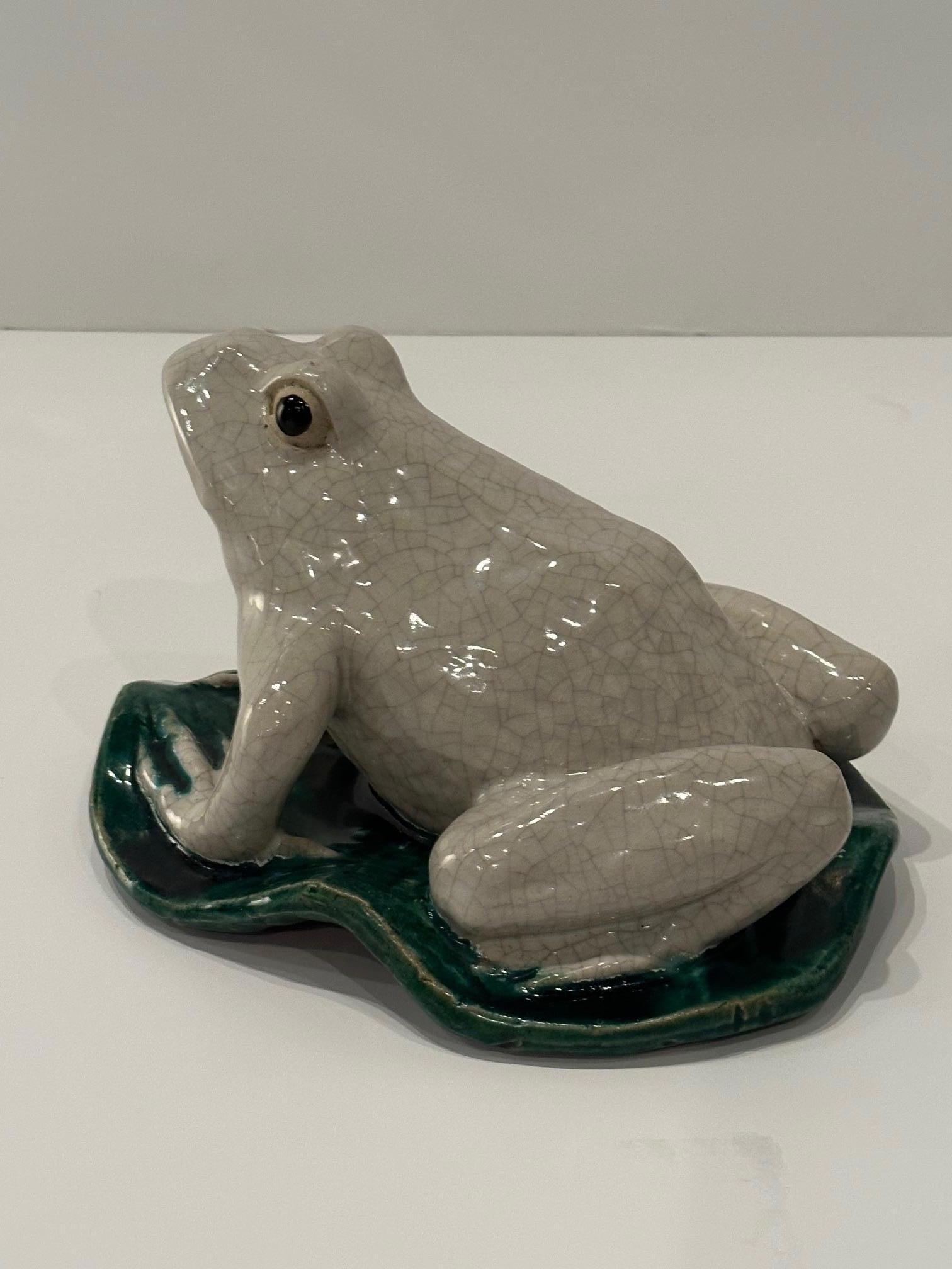 Metà XX secolo Accattivante scultura di rana in ceramica smaltata italiana vintage in vendita