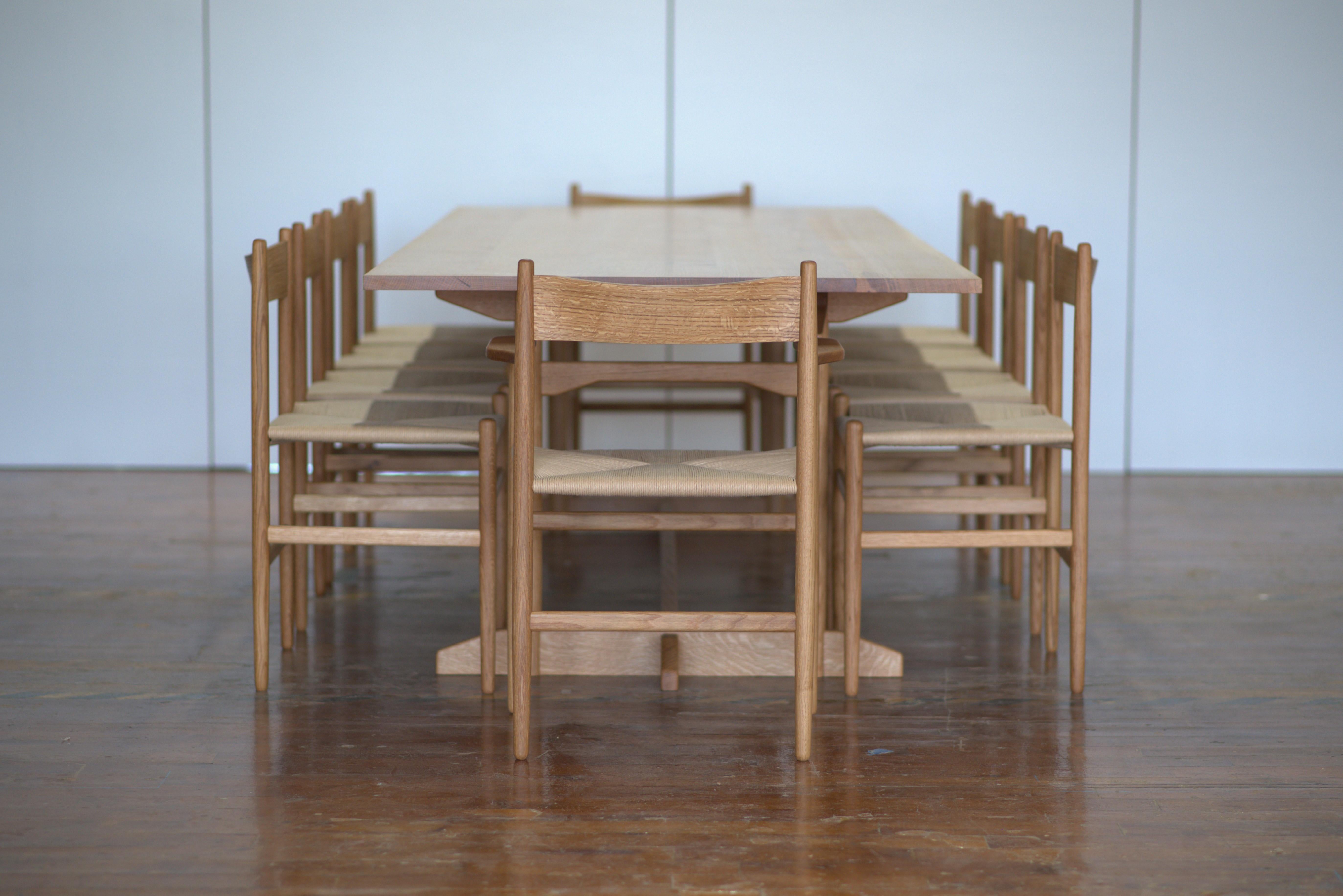 Table de salle à manger à tréteauxFF06 en chêne blanc par Stokes Furniture en vente 3