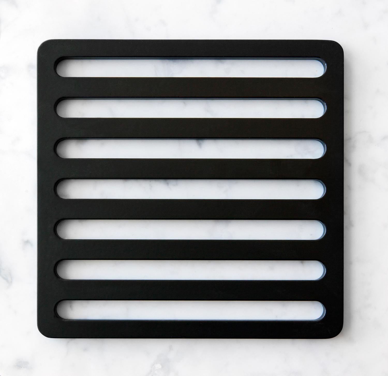 fferrone Contemporary Handcrafted Trivet of Anodized Aluminum In New Condition For Sale In Chicago, IL