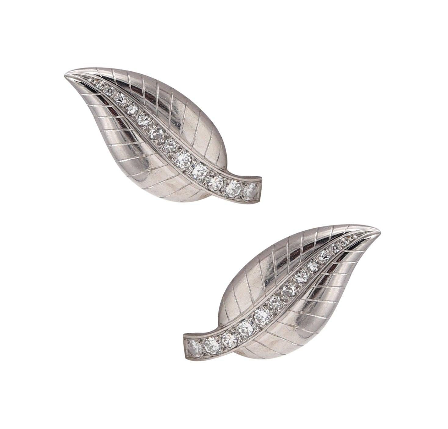 FFRENCH ART DECO Paris 1940 Clips Earrings in Platinum with 1.56 Ctw in Diamonds For Sale 1