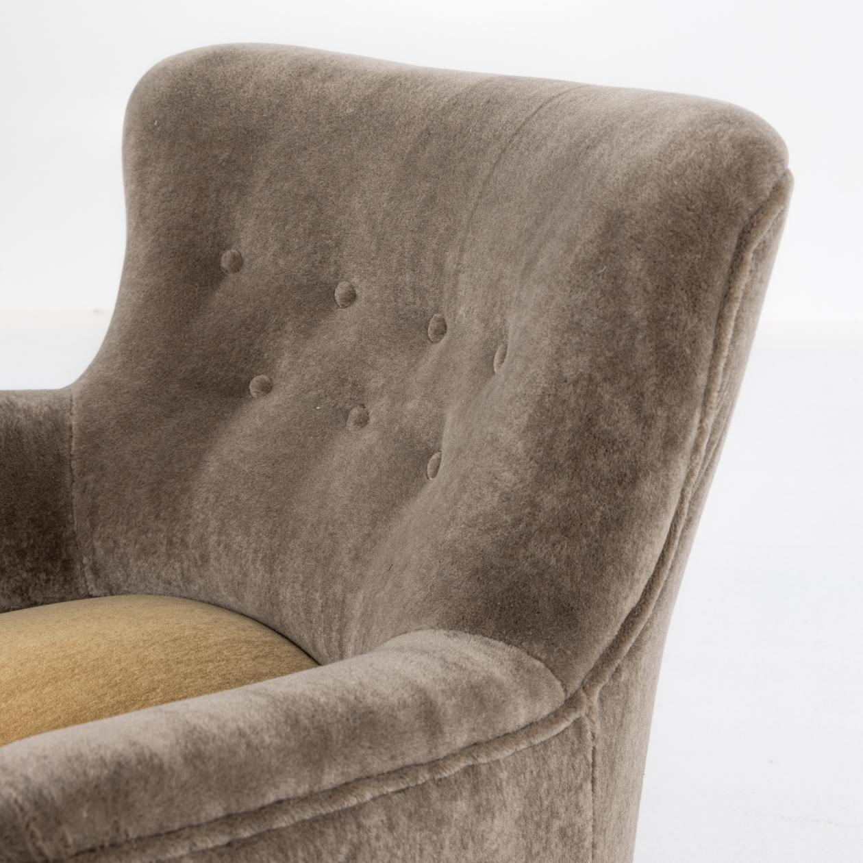 FH 1669 - Paire de fauteuils rares de Fritz Hansen en vente 2