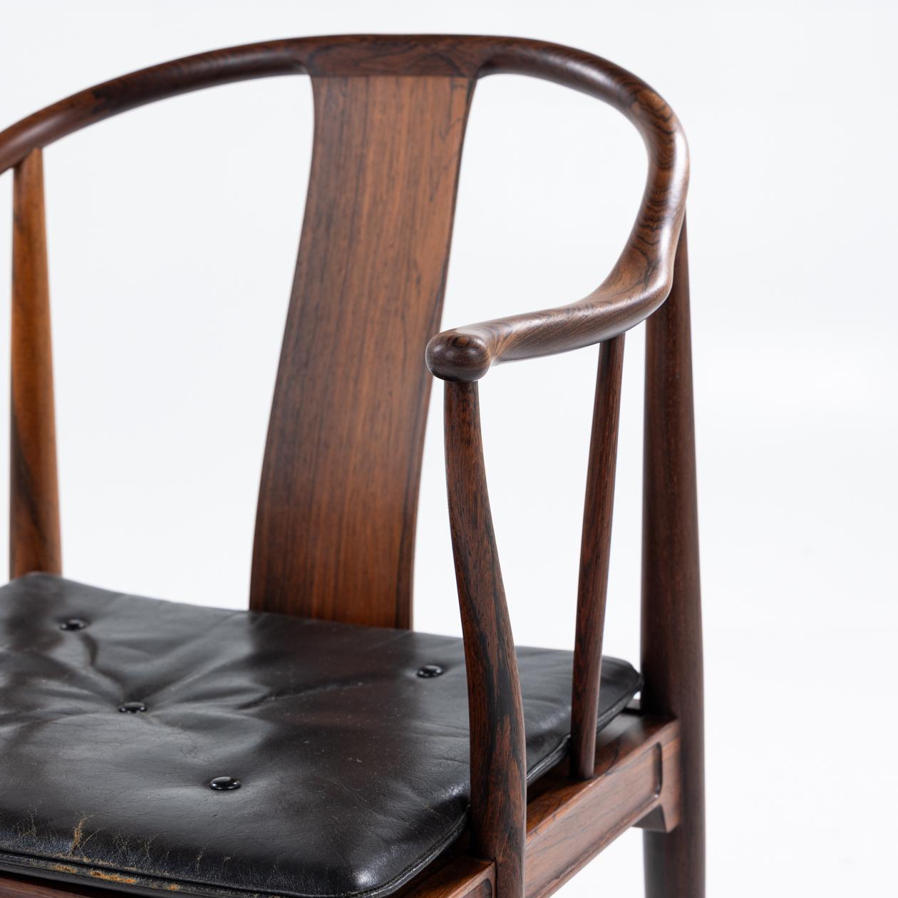 Patinated FH 4283 - China chair in Brazilian rosewood by Hans J. Wegner For Sale