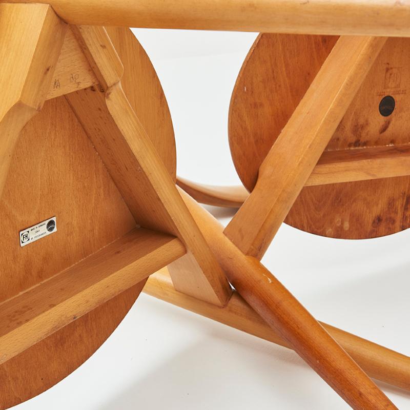 FH4602 dining set by Hans J. Wegner, 6 chairs + table for Fritz Hansen, 1950s 4
