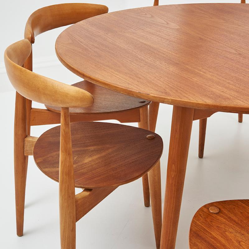 Veneer FH4602 dining set by Hans J. Wegner, 6 chairs + table for Fritz Hansen, 1950s