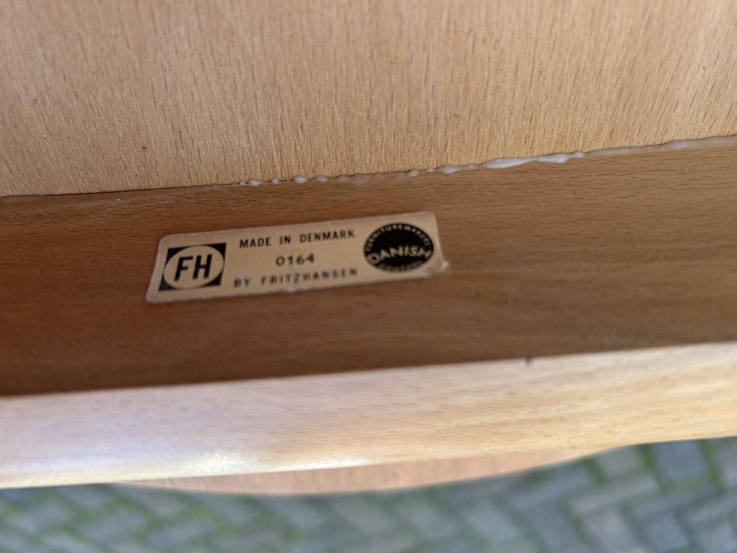 FH4602 'Heart' Suite by Hans J Wegner for Fritz Hansen For Sale 7