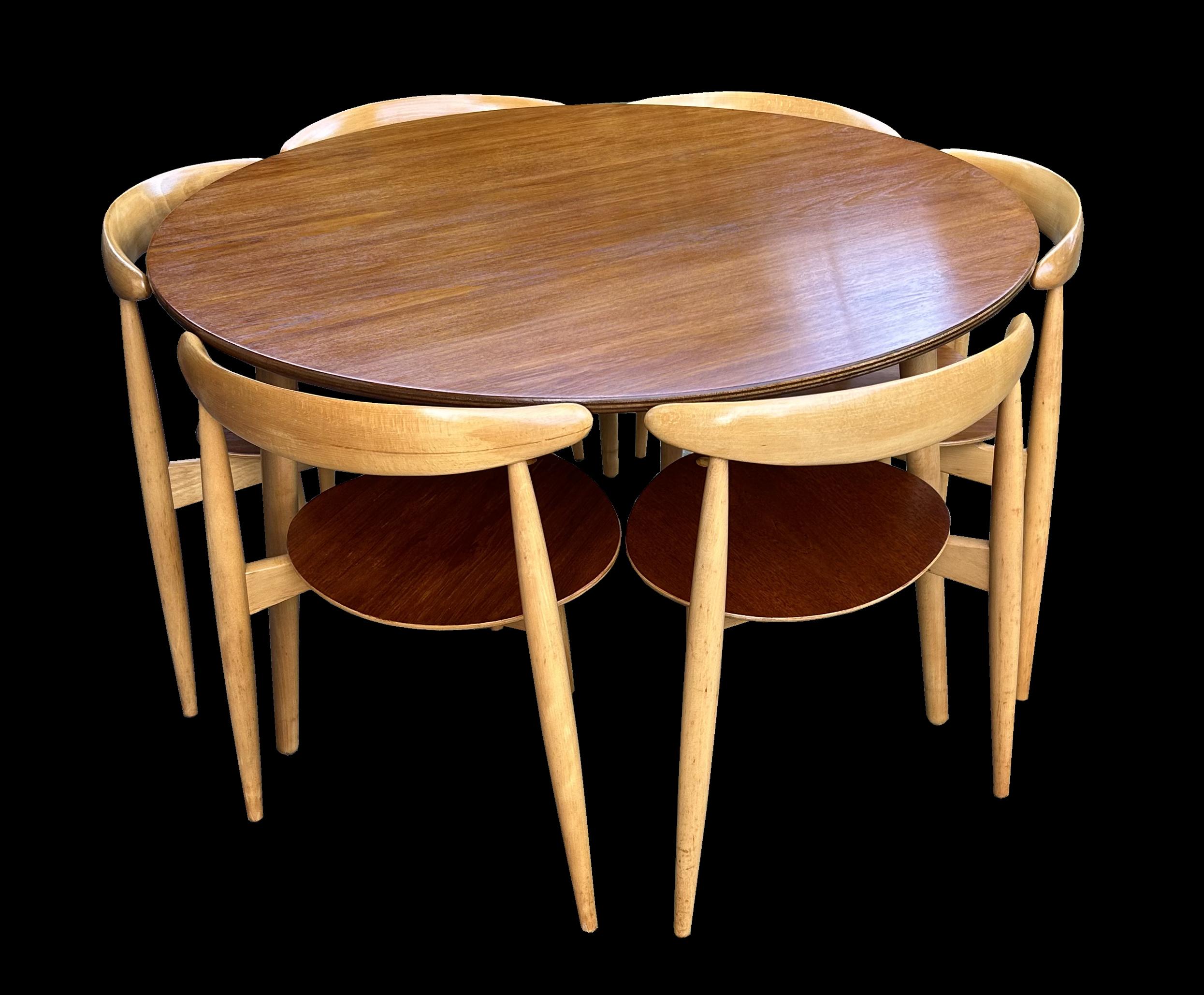 Scandinavian Modern FH4602 'Heart' Suite by Hans J Wegner for Fritz Hansen For Sale