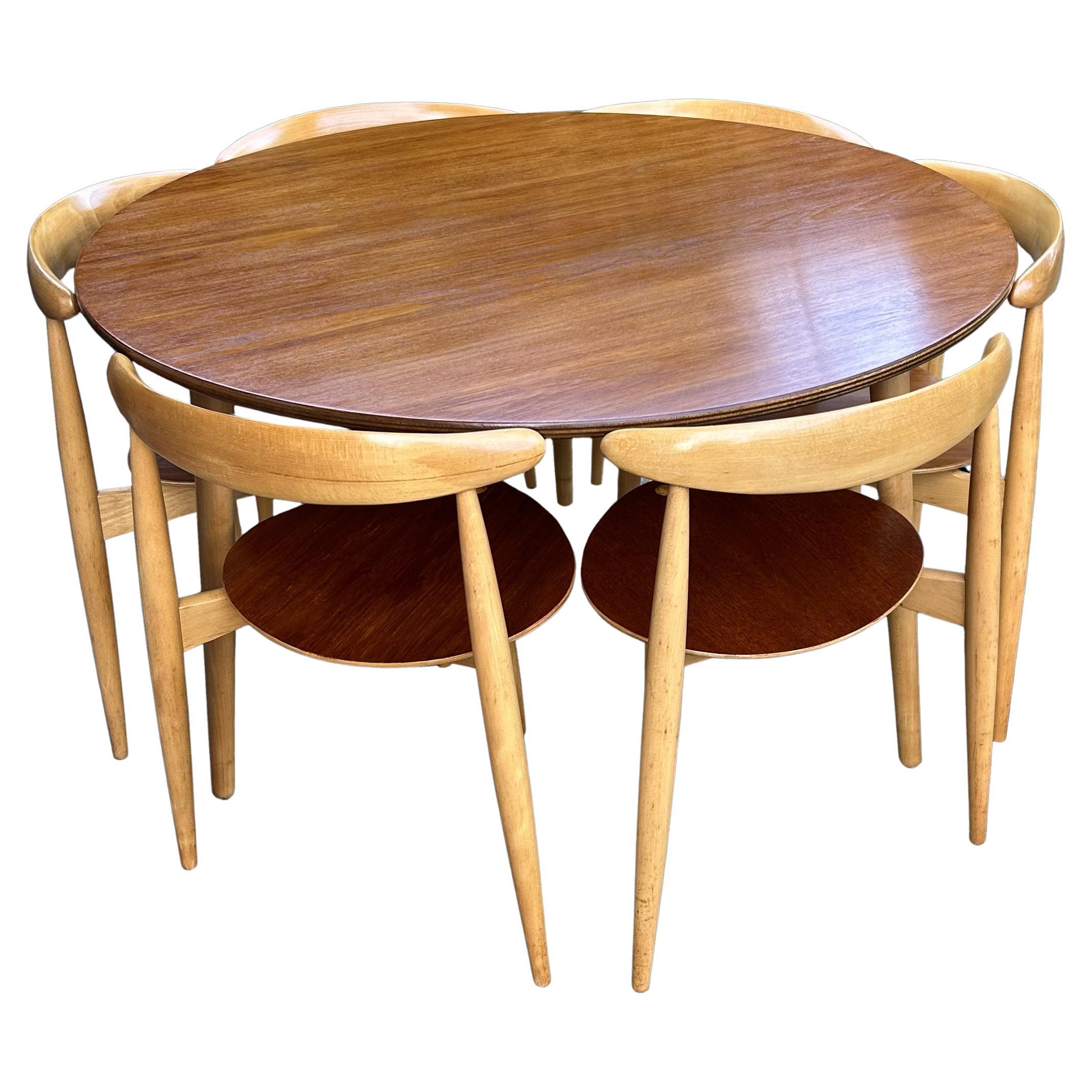 FH4602 'Heart' Suite by Hans J Wegner for Fritz Hansen