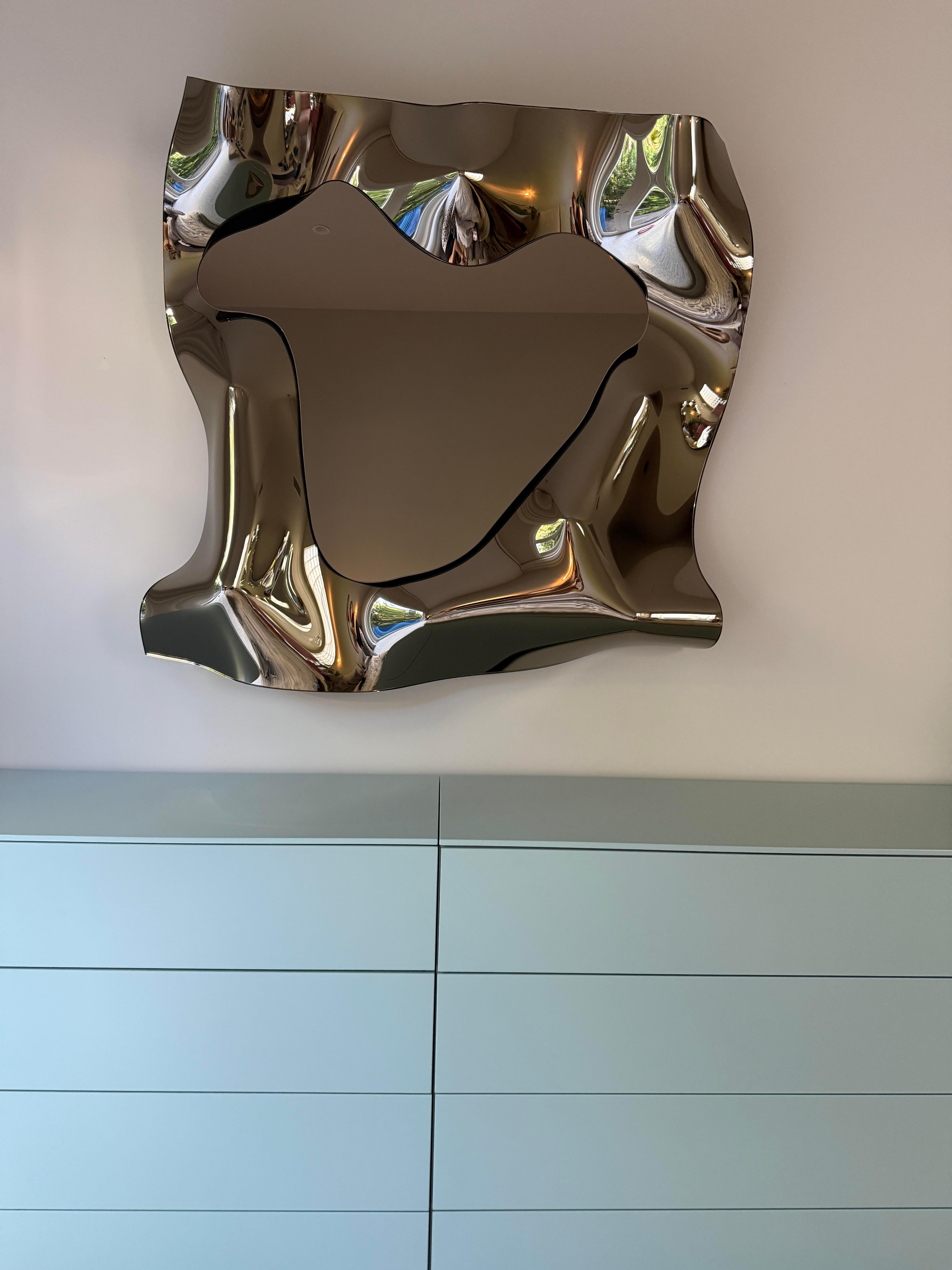 Specchio Fiam Christine in bronzo di O. Benini, Luca Gonzo e Xhixha in STOCK In condizioni ottime in vendita a New York, NY