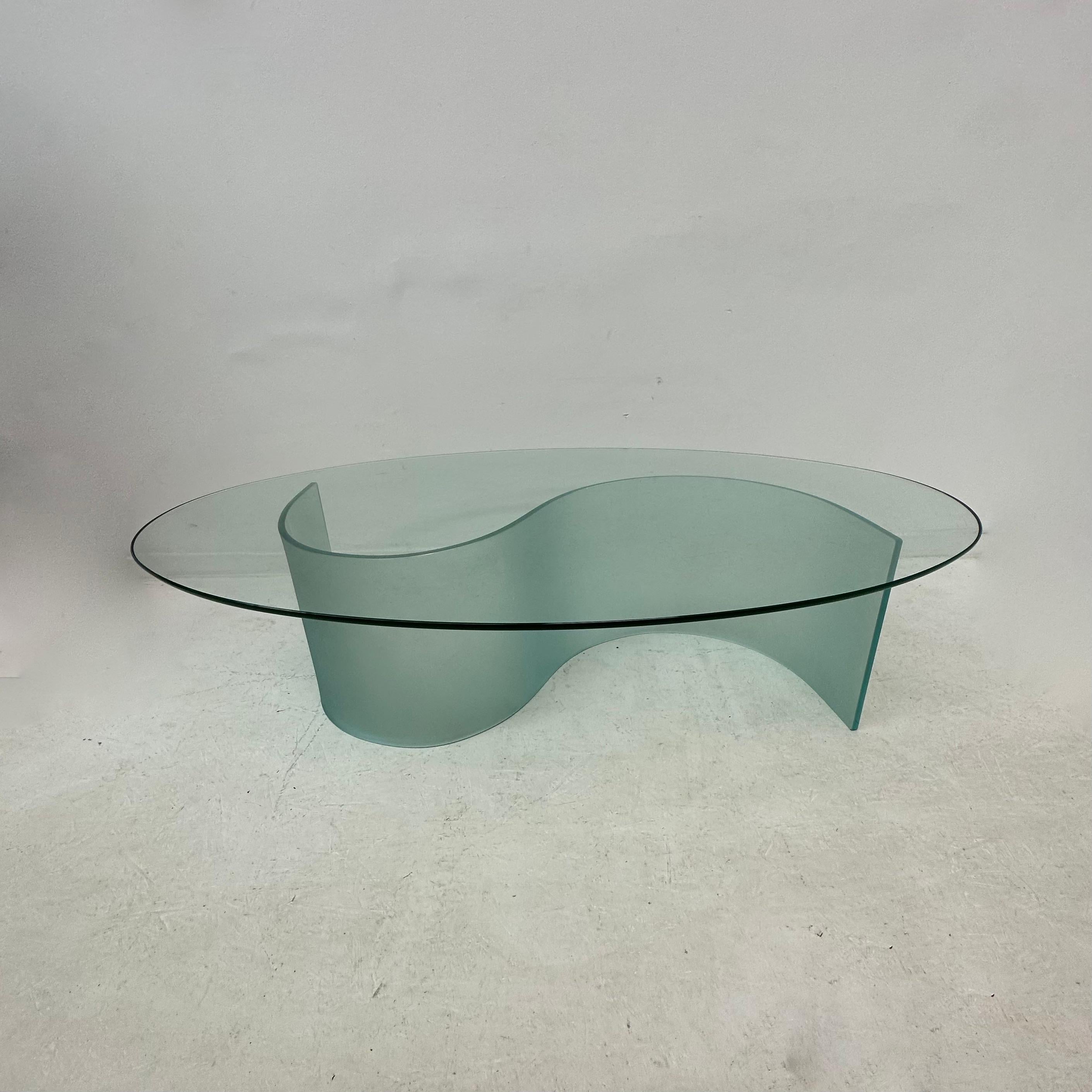 Glass Fiam coffee table Mid-Century design , 1970’s For Sale