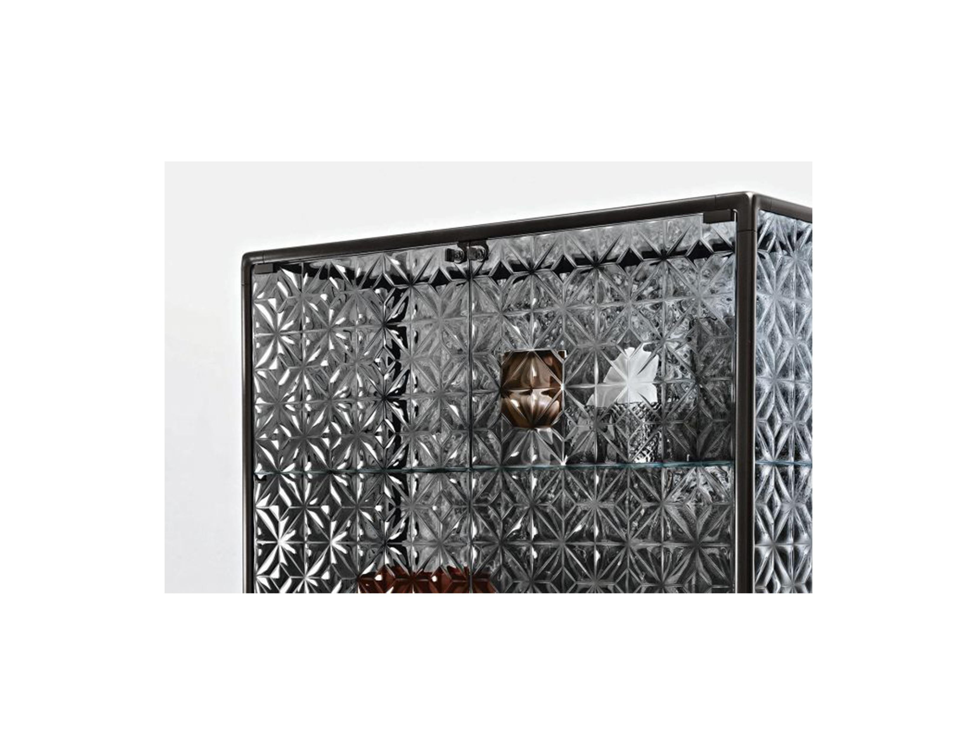 Fiam italia  Echo Showcase by Marcel Wanders Studio For Sale 9