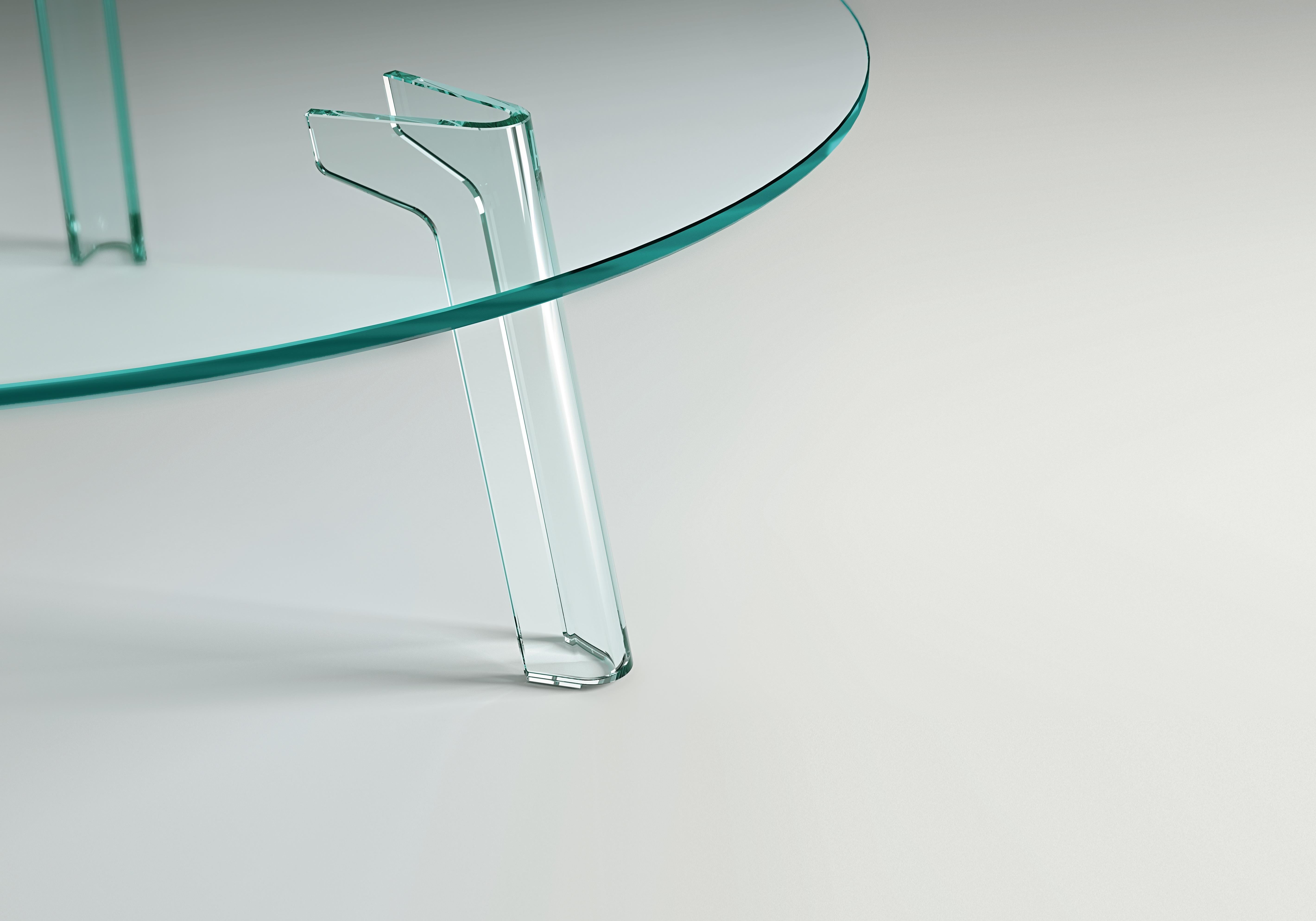 Modern Fiam Flute Glass Coffee Table with Oak Wood Shelf by Paolo Lucidi & Luca Pevere For Sale